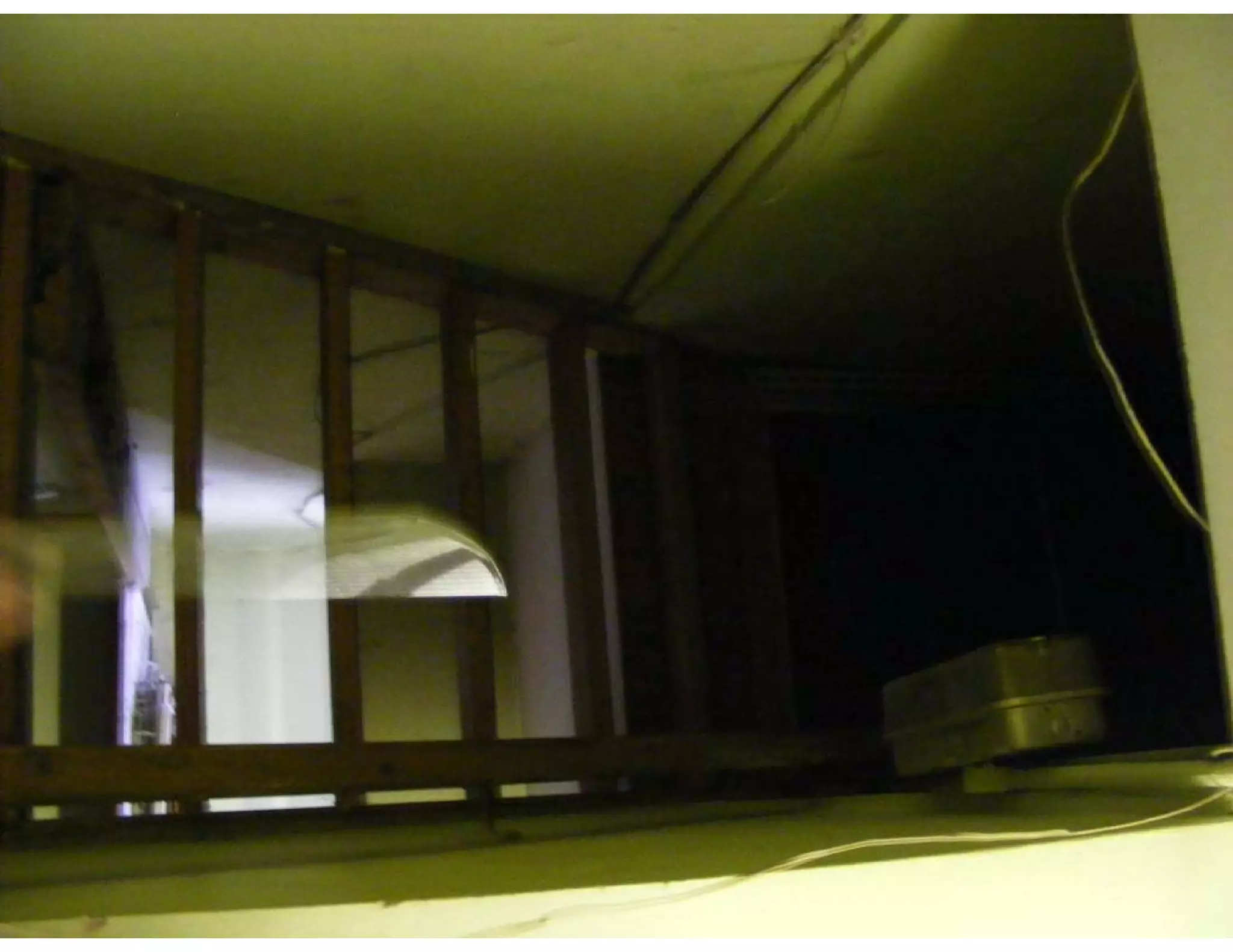 Images of empty supermarket - 5 11 09