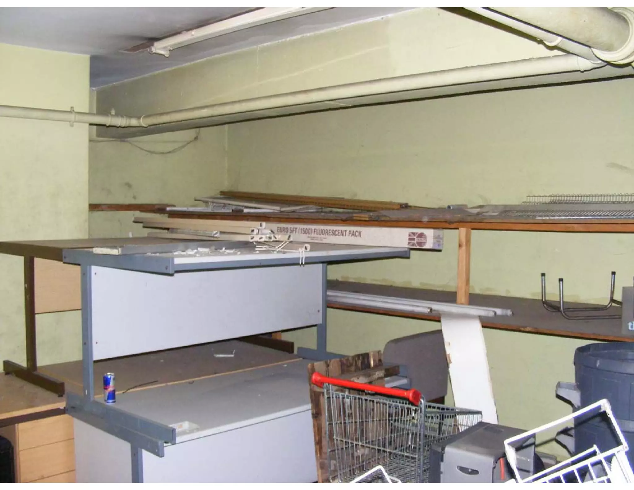 Images of empty supermarket - 5 11 09