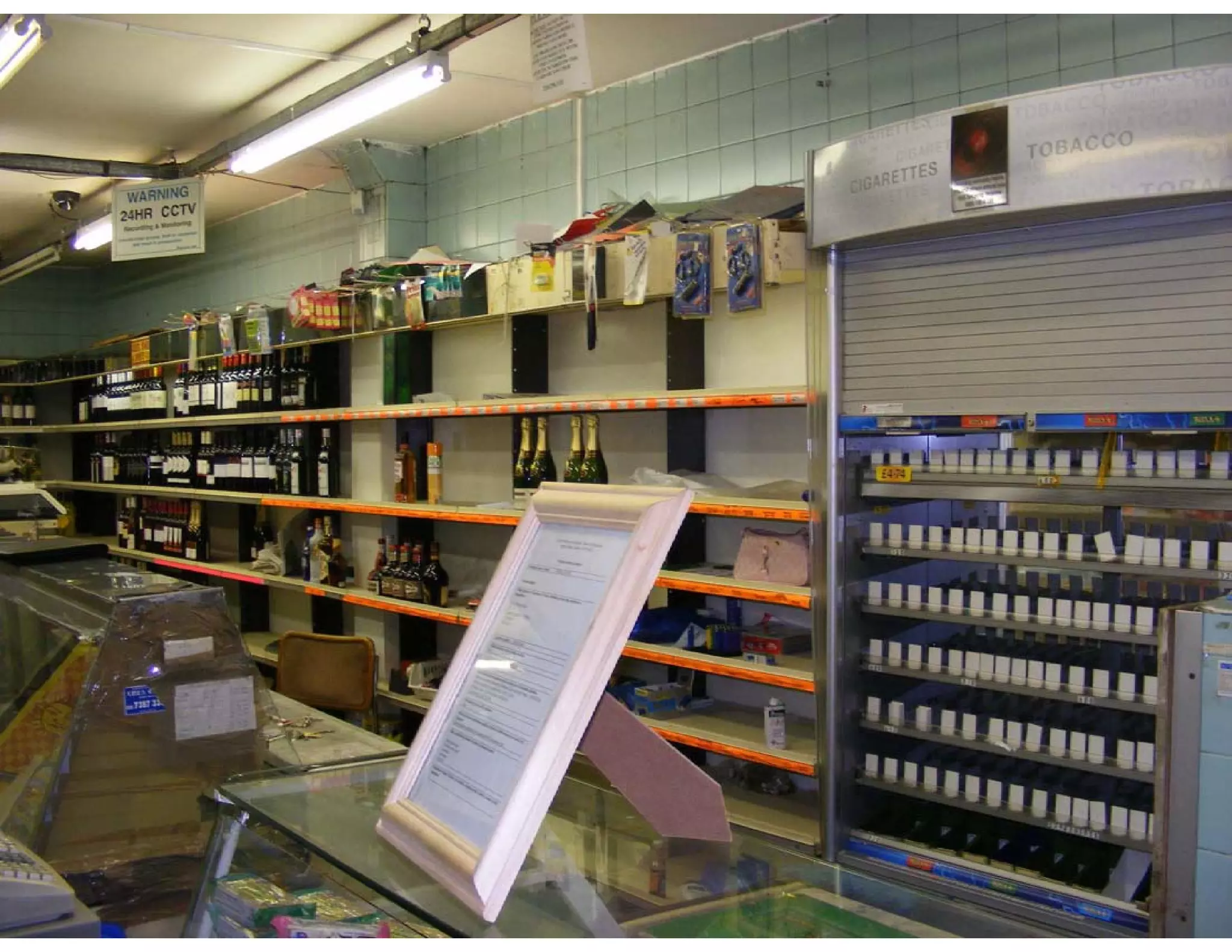 Images of empty supermarket - 5 11 09