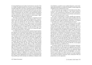 la incapacidad humana de explicar los fenómenos naturales. Esto          el zar de Rusia, cuando le ocurre cualquier desgracia, como el pre-
es, cuando el hombre primitivo oía el trueno o veía el relámpago,        sidente Roosevelt hizo en nombre de su pueblo, cuando Sergius fue
no podía explicarlos y por tanto, concluía que detrás de ellos debía     castigado por los revolucionarios rusos.
existir una fuerza mayor que él. De igual modo veía una fuerza               Es un patriotismo que ayudará al consumado asesino, Díaz,
sobrenatural en la lluvia y en los diversos otros cambios de la natu-    a destruir miles de vidas en México, o que incluso ayudará a
raleza. El patriotismo, por otro lado, es una superstición artificial    arrestar a los revolucionarios mejicanos en suelo norteameri-
creada y mantenida a través de una red de mentiras y falsedades;         cano y mantenerlos encarcelados en las prisiones norteamerica-
una superstición que roba a los hombres su amor propio y digni-          nas, sin la más mínima causa o razón.
dad e incrementa su arrogancia y presunción.                                 Por tanto, el patriotismo no es para aquellos que represen-
    De hecho, la presunción, la arrogancia y el egoísmo son las          tan la riqueza y el poder. Sólo es bueno para el pueblo. Nos trae
esencias del patriotismo. Permítanme demostrarlo. El patrio-             a la memoria una de las afirmaciones inteligentes de Federico el
tismo asume que nuestro globo está dividido en pequeñas par-             Grande, el querido amigo de Voltaire, quien decía: “La religión
celas, cada una rodeada por una reja de hierro. Aquellos que             es un fraude, pero debe ser mantenida para las masas”.
han tenido la fortuna de nacer en alguna parcela en particular,              Ese patriotismo es más bien una institución costosa, y nadie
se consideran a sí mismos mejores, más nobles, más grandes,              lo dudará tras considerar las siguientes estadísticas. El incre-
más inteligentes que los seres que habitan en cualquier otra par-        mento progresivo de los gastos para los principales ejércitos y
cela. Por consiguiente, es el deber de cada uno de los que viven         armadas del mundo durante el último cuarto de siglo es un
en dicha parcela el luchar, matar y morir en el intento de impo-         hecho de tal gravedad como para llamar la atención a los estu-
ner su superioridad frente a los demás.                                  diosos inteligentes de los problemas económicos. Resumiremos
    Los habitantes de las otras parcelas razonan de igual manera,        los datos dividiendo el tiempo entre 1881 a 1905 en períodos
por supuesto, con el resultado de que, desde la más tierna infancia,     quinquenales, y señalando los desembolsos de las diversas gran-
las mentes de los niños están emponzoñadas con espeluznantes             des naciones en el ejército y la armada en el primero y último
historias sobre los alemanes, los franceses, los italianos, los rusos,   quinquenio. Del primero al último período los gastos de Gran
etc. Cuando el niño ha alcanzado la pubertad, está completa-             Bretaña aumentaron de $2.101.848.936 a $4.143.226.885,
mente saturado por la creencia de que él ha sido escogido por el         los de Francia de $3.324.500.000 hasta $3.455.109.900, los
Señor para defender su país contra el ataque o invasión de cual-         de Alemania de $725.000.200 hasta $2.700.375.600, los de
quier extranjero. Por esta causa, clamamos por el mayor ejército         los Estados Unidos de $1.275.500.750 hasta $2.650.900.450,
y armada, más barcos de guerra y munición. Es por esta causa             los de Rusia de $1.900.975.500 hasta $5.250.445.100, los de
que Norteamérica dentro de muy poco tiempo habrá gastado                 Italia de $1.600.975.750 hasta $1.755.500.100 y los de Japón
cuatrocientos millones de dólares. Piense en ello: cuatrocientos         de $182.900.500 hasta $700.925.475.
millones de dólares tomados de lo producido por las personas.                Los gastos militares de cada una de las naciones menciona-
Pero sin duda, no son los ricos los que contribuyen al patriotismo.      das ha aumentado en cada uno de los quinquenios revisados.
Ellos son cosmopolitas, cómodamente en casa en cualquier lugar.          Durante todo el intervalo de 1881 hasta 1905, Gran Bretaña los
En Norteamérica conocemos perfectamente esto. ¿No son nues-              ha cuadruplicado, los Estados Unidos los ha triplicado, Rusia
tros ricos norteamericanos, franceses en Francia, alemanes en            los ha doblado, Alemania los ha incrementado en un 35%,
Alemania o ingleses en Inglaterra? ¿Y no derrochan con cosmo-            Francia en torno del 15% y Japón cerca del 500%. Si compara-
polita gracia fortunas acuñadas en las fábricas norteamericanas          mos los gastos militares de estas naciones con todos los gastos
por niños y esclavos algodoneros? Sí, el suyo es un patriotismo que      a lo largo de los últimos veinticinco años, incluyendo 1905, las
hará posible que envíen mensajes de condolencia a déspotas como          proporciones son las siguientes:


62 / Emma Goldman                                                                                           La palabra como arma / 63
 