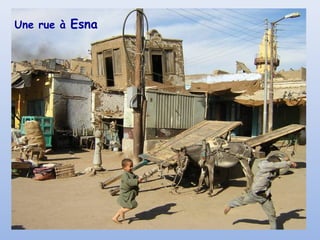 Une rue à Esna

 