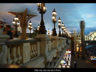 Một cây cầu nào đó ở Paris  