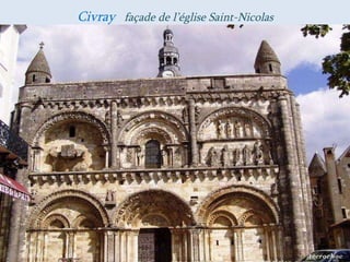 Civray  façade de l’église Saint-Nicolas 