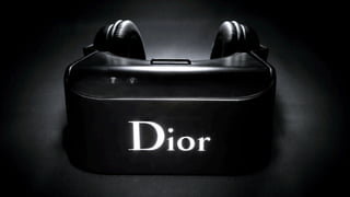 LOW-COST PREMIUM
MIDDLE
 