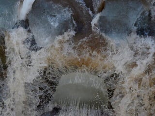 Ice floes on the weir