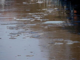Ice floes on the weir