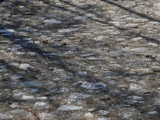 Ice floes on the weir