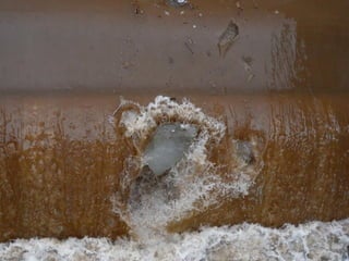 Ice floes on the weir
