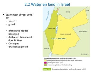 Het woord "rivaal" is afkomstig van het Latijnse
"rivalis", wat verwijst naar iemand die aan dezelfde
waterloop woont. Wanneer mensen water met elkaar
moeten delen, geeft dat onvermijdelijk aanleiding tot
spanningen. Hetzelfde geldt voor landen die langs
dezelfde rivier of langs hetzelfde meer liggen. Negentig
procent van de wereldbevolking woont in een land dat
zijn watertoevoer deelt met andere landen.
 