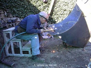 L’artiste au travail
 
