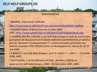 Les agents de l’IMF travaillent aux côtés des groupes en animant et formant les membres, ils collectent les remboursements, les octroient.