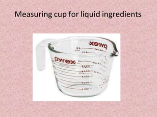 Measuring cup for liquid ingredients
 