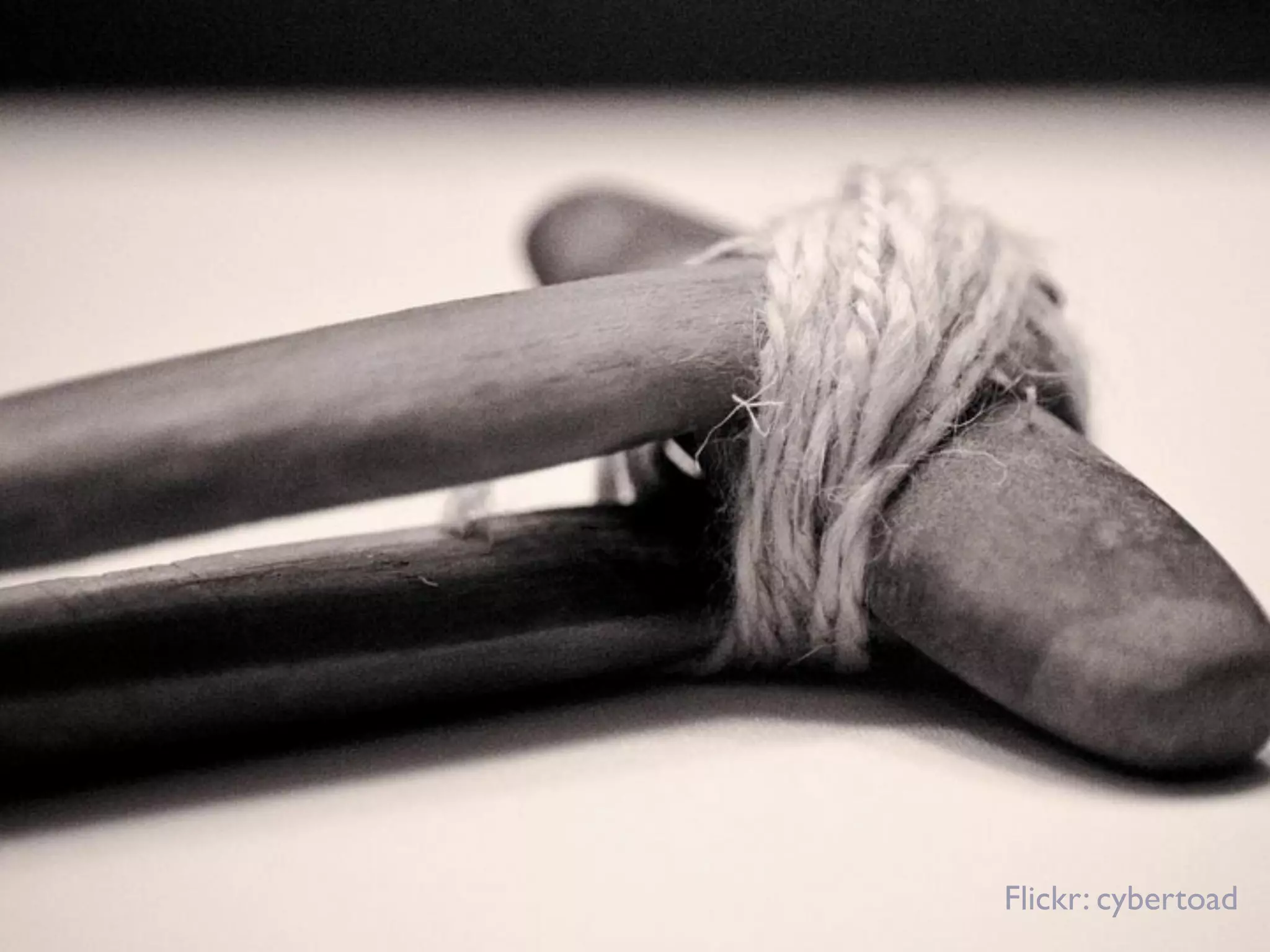 SLIDE TITLE GOES HERE
SUBHEADLINE CAN GO HERE OR DELETE THIS BOX.
To reshape the digital media experience in a way that will become a new standard in
quality publishing.




LEWEB ’12                                                                       Flickr: cybertoad
 