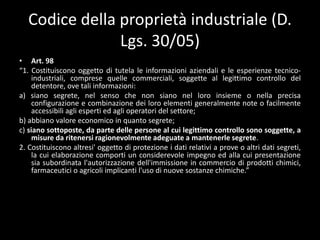 Normativa sul processo telematico (D.M. 14 ottobre 2004)Art. 34. Piano per la sicurezza3. Il piano per la sicurezza è conforme a quanto previsto dal decreto legislativo 30 giugno 2003, n. 196, e può essere adottato unitamente al documento programmatico per la sicurezza previsto dall'art. 34, comma 1, lettera g), del medesimo decreto legislativoArt. 42. Crittografia del messaggio1. Al fine della riservatezza del documento da trasmettere, il soggetto abilitato esterno utilizza un meccanismo di crittografia basato sulla chiave pubblica del gestore locale cui è destinato il messaggio.2. Le caratteristiche tecniche specifiche della crittografia dei documenti sono definite nell'allegato A del presente decreto.3. Le chiavi pubbliche dei gestori locali sono pubblicate in un registro del gestore centrale dell'accesso.4. Il registro di cui al comma 3 è accessibile in modalità LDAP.