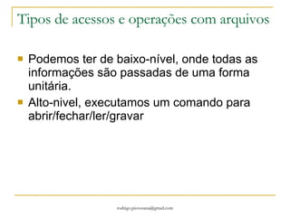 #include <stdio.h> #include <stdlib.h> #include <conio.h> main () { struct tipo { int registro; char titulo[30]; }; struct tipo l1; struct tipo l2; fflush(stdin); printf ("Digite o número do livro:"); scanf("%d",&l1.registro); printf ("\nDigite o nome do livro:"); fflush(stdin); gets(l1.titulo); printf ("%d", l1.registro); printf ("\n%s", l1.titulo); system ("pause"); } 