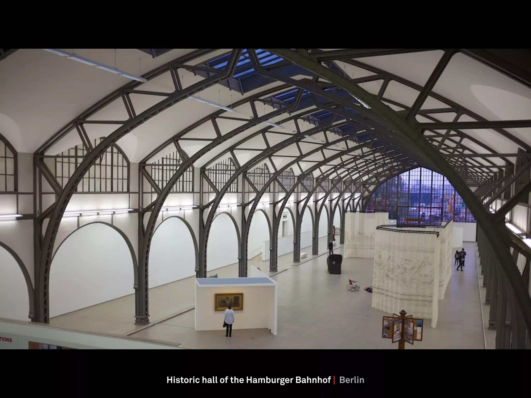 Historic hall of the Hamburger Bahnhof | Berlin
 