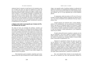 EN   LEGÍTIMA DESOBEDIENCIA                                             SOBRE   EL AHORA Y EL DESPUÉS


nalmente) hasta la mayoría de edad fiscal de los insumisos actua-        relega a una agenda oculta el problema mediante la aplicación de
les. Se explica que existe una especie de maldición de la edad, que      políticas de ocultación, de marginalización/estigmatización y de pla-
hace que a mayor edad mayor miedo a los riesgos. Se añade un pro-        cebo, para evitar el potencial de cambios (no ya de transformaciones
blema educacional de miedo a Hacienda (a perder un pellizco impor-       mas radicales, que es a lo que aspiramos) que la oferta disidente
tante de dinero o a que Hacienda investigue la declaración de la         plantea.
renta mas allá de la propia objeción fiscal). También se buscan
argumentos de falta de una represión sobre la libertad personal,                Si comparamos, desde esta óptica, la OF con la OC que se
como causa que resta efectividad a esta forma de desobediencia por       ha dado en Estado español, podemos comprobar que aparecen entre
la falta de una muestra externa de la injusticia que aplica el poder     una y otra forma de disidencia más similitudes de las que vemos a
hacia quienes luchan por una razonable reivindicación contraria a        primera vista.
la militarización de los impuestos.
                                                                                  Cuando apareció una propuesta más o menos definida y
a) Algunas notas sobre la preocupación por el número de OF y             política de OC antimilitarista, con sus pretensiones de desmilitari-
los desánimos por ser pocos.                                             zación, «más allá» de la regulación legal de la conciencia, el poder
                                                                         contestó con la aplicación de esas mismas técnicas de ocultamien-
Sin ánimo de hacer una sociología del problema, considero que            to del problema: ocultado socialmente el problema, tampoco apare-
junto a datos que indican un crecimiento lento del número de obje-       ce como una situación a resolver políticamente y, por consiguiente,
tores fiscales y la relevancia muy inferior que este fenómeno tiene      nada hay que cambiar.
en nuestra sociedad, encontramos otros aspectos de un mayor opti-
mismo, como es el hecho de que, según las frecuentes encuestas de                El poder podía perfectamente completar su Agenda con otro
población existentes desde los años 80 hasta la fecha (encuestas del     tipo de «problemas» y éste nunca saltaba a la palestra. Incluso se
CIS, fundación FOECSA, etc.) se aprecia un importante sector de          podían gestionar soluciones «secretas» para gestionar y canalizar
población, probablemente cercano al 70% de los potenciales contri-       ese número de personas que rechazaba realizar el servicio militar
buyentes de la renta, que es partidario de reducción de gastos mili-     (orden comunicada de aplazamiento, etc.)
tares y de rebajas en los presupuestos del Ministerio de Defensa y
favorable del incremento de otro tipo de partidas, para las cuales,              Solamente la capacidad de rebasar este marco que mostra-
incluso, estaría dispuesto a incrementar su contribución. A ello         ron los objetores, en un trabajo tentativo y flexible, impidió una
deberíamos añadir un análisis más detallado del proceso social que       plena asimilación y que el debate en torno al sistema de reclutas
se está produciendo con la objeción fiscal, porque un número de          fuera definitivamente aparcado, obligando al poder a «introducir» y
objetores censado de dos mil personas supone un crecimiento muy          «reintroducir» constantemente el problema militar y de modelos de
considerable y comparable, si lo queremos decir así, al de los obje-     defensa en la agenda política así como a aplicar políticas de margi-
tores que existieron en los primeros años de la objeción de concien-     nalización/estigmatización (manipulación informativa, leyes y trata-
cia al reclutamiento forzoso, cuando el tema estaba relegado a la        mientos legales, etc), así como, ante su fracaso, de placebo (regula-
agenda oculta de los poderes.                                            ción legal, gestión administrativa y judicial de la situación, etc).

        Sería importante, para la campaña, comprobar que la estra-               Hoy, con la objeción fiscal, estamos en una situación pare-
tegia que hacia este tipo de disidencias ha venido utilizando el poder   cida: ante un fenómeno que tiene unos potenciales evidentes de


                                  338                                                                      339
 