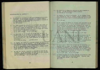 AUTOEVALUACIÓN DEL CAPÍTULO 2.
1.- Un petardo se encuentra a 662 m de distancia de un ob
servador. Si el petardo explota y el sonidotarda2
seg en llegar, ¿a qué velocidad se propago el sonido si
la temperatura era de 0°C?
{v= 331 m/seg)
2.- Un cañón dispara un proyectil a un blanco que está s i -
tuado a 2600 m. Si el proyectil viaja a la velocidad
del sonido cuando la temperatura es de 30°C, calcular:
a) la velocidad del proyectil, b) el tiempo que tarda-
rá en llegar el proyectil al blanco.
{a) v= 349.3 m/seg, b) t= 7.44 seg}
3.- La explosión de un barreno en un día frío se ve y el
sonido tarda 6 seg en llegar al observador cCual sera
a) la velocidad con que se propaga el sonido si la tem-
peratura es de 4°C, b) a qué distancia se encuentra el
observador?
(a) v= 333.44 m/seg, d= 2000.64 m}
4 - un leñador que está en la montaña golpea su hacha y 1.2
seg después se oye el impacto. a) ¿A que distancia se
encuentra el leñador si la temperatura es d e O C ?
b) Si la temperatura aumenta hasta 32°C, ¿cuanto tarda-
rá el sonido en llegar al observador?
(a) d= 397.2 m, b) t= 1.13 seg}
5 - un tubo de 5 Km de longitud es golpeado en uno de sus
extremos. Si un observador se pone en el otro extremo,
¿cuánto tardará en escuchar el sonido?
(a) t= 0.974 seg, b) t= 1.002 seg}
6.- El sonar de un submarino detecta un barco hundido a
28 seg. ¿A qué distancia está el barco?
{d= 40,180 m = 40.18 Km}
7.- Un alambre de acero es golpeado. Si el alambre tiene
una longitud de 1400 m, ¿cuánto tiempo tardará en escu
charse en el otro lado el sonido producido por el gol-
pe?
{t= 0.28 seg}
8.- En un estadio de fútbol se truenan unos petardos al ga
nar el equipo local. Si los petardos explotan a 20 m
de distancia de un locutor que transmite por radio el
juego, ¿quién escuchará primero los petardos: un radio
escucha que se encuentra a 30 Km de distancia o una
persona que se encuentre a 500 m del estadio?
(Tomar en cuenta que las ondas de radio viajan a
300,000 Km/seg).
{El radioescucha (t = 0.0601 seg, t = 1.51 seg}
9.- En un lago se encuentran dos lanchas distantes una de
otra. Si el sonido de una tarda en llegar 1.6 seg,
a la otra y la temperatura es de 10°C, a) ¿cuál es la
distancia que hay entre las dos lanchas? b) Si el
sonido se propaga por el agua, ¿cuánto tiempo tardaría
en llegar de una lancha a otra?
{a) d= 539.6 m, b) t= 0.3758 seg}
10.- Un barco pasa a 940 m de un buzo que se encuentra s u —
mergido bajo el agua, a) ¿Cuánto tiempo tardará en
llegarle el sonido? b) Si el buzo sale a la superfi—
cié y escucha los motores del barco en el aire, ¿cuán
to tiempo tardará nuevamente en llegarle los sonidos
si la temperatura es de 22°C?
(a) t= 0.655 seg, b) t= 2.73 seg}
11.- Un cohete despega de su base con una velocidad de 1250
m/seg. ¿Cuál será su velocidad mach? (Suponer como
velocidad del sonido = 340 m/seg).
{N= 3.67}
 