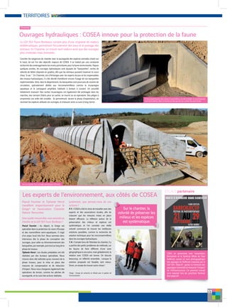 11
La LGV SEA Tours-Bordeaux compte plus d’une vingtaine de viaducs
emblématiques, permettant l’écoulement des eaux et le passage des
animaux. En Charente, on trouve neuf viaducs ainsi que des ouvrages
plus modestes mais innovants.
Concilier les exigences du chantier avec la sauvegarde des espèces animales vivant sur
le tracé, tel est l’un des objectifs majeurs de COSEA. Il se traduit par une constante
recherche des aménagements les moins perturbants pour la faune environnante. Depuis
quelques années, les ouvrages hydrauliques sont équipés de ‘’banquettes’’, sortes de
rebords de béton disposés en gradins, afin que les animaux puissent traverser le cours
d’eau ‘’à sec ‘’. En Charente, lors d’échanges avec les experts locaux et les responsables
des travaux hydrauliques, il a été décidé d’améliorer encore l’usage de ces banquettes
expérimentales. Ainsi, dans le département, les banquettes sont pourvues de couloirs de
circulation, spécialement dédiés aux micromammifères comme la musaraigne
aquatique et le campagnol amphibie, habitués à évoluer à couvert. Un procédé
totalement innovant. Des caches musaraignes ont également été aménagés dans les
marches, leur servant d’abris pour se cacher, se nourrir ou se reproduire. Des pièges à
empreintes ont enfin été installés : ils permettront, durant la phase d’exploitation, de
recenser les espèces utilisant ces ouvrages, et d’assurer ainsi un suivi à long-terme.
Pascal Fournier et Tiphanie Hercé
travaillent respectivement pour le
Grege* et l’association Charente
Nature. Rencontre.
Dansquellemesureêtes-vousassociésau
chantier de la LGV SEA Tours-Bordeaux ?
Pascal Fournier : Au départ, le Grege est
spécialisé dans la protection du vison d’Europe
et des mammifères semi-aquatiques. Il s’agit
d’un enjeu local très fort. Nous sommes donc
intervenus dès la phase de conception des
ouvrages, pour aider au dimensionnement des
banquettes, par exemple, puis tout au long de la
phase de travaux.
Tiphanie Hercé : Les études préalables ont été
réalisées par des bureaux spécialisés. Nous
n’avons donc été sollicités qu’au moment de la
phase travaux, pour la mise en place des
mesures de compensation et de réduction
d’impact. Nous nous chargeons également des
opérations de terrain, comme les pêches de
sauvegarde, et du suivi des actions réalisées.
Justement, que pensez-vous de ces
actions ?
P. F. : COSEA a fait le choix de travailler avec des
experts et des associations locales, afin de
s’assurer que les mesures mises en place
étaient efficaces. La réflexion autour de la
préservation des milieux et espèces est
systématique, et l’on constate une réelle
volonté commune de trouver les meilleures
solutions possibles, comme la recherche de
solution technique pour les micromammifères
dans les ouvrages hydrauliques.
T. H. : Compte tenu de l’étendue du chantier, il y
a parfois des petits problèmes de méthode, car
les façons de faire diffèrent d’une zone
géographique à une autre, mais globalement, la
relation avec COSEA est bonne. On discute
beaucoup, on réfléchit ensemble… Lorsque la
solution proposée est faisable, tant mieux.
Sinon, on essaie de trouver autre chose !
*Grege : Groupe de recherche et d’étude pour la gestion de
l’environnement
Ouvrages hydrauliques : COSEA innove pour la protection de la faune
Les experts de l’environnement, aux côtés de COSEA
[ Charente ]
TERRITOIRES
Vue du chantier d’un ouvrage hydraulique à Brossac
A titre expérimental, des caches à mammifères ont été installés. Ils sont disposés,
tous les 6 mètres, dans la marche du bas qui sera au contact du cours d'eau.
LISEA, en partenariat avec l’association
Barrophoto et le Syndicat Mixte du Pays
Ruffécois, assure un suivi photographique
des paysages du Ruffécois traversés par la
LGV SEA. Objectif : garder la mémoire des
paysages traversés et mesurer l’impact
de l’infrastructure. Ce premier travail
sera exposé lors du prochain festival
Barrobjectif.
ESCALE partenaire
Sur le chantier, la
volonté de préserver les
milieux et les espèces
est systématique.
 