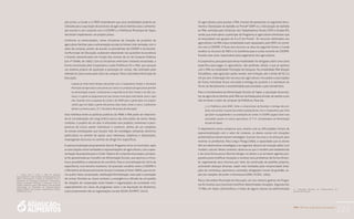 PAA |10 anos de Aquisição de Alimentos
223
ção acima, a Conab e o FNDE entenderam que essa modalidade poderia ser
utilizada para a aquisição de produtos da agricultura familiar para a alimenta-
ção escolar e, em conjunto com a COOPAT e a Prefeitura Municipal de Tapes,
decidiram implementar um projeto piloto.
Conforme os entrevistados, várias iniciativas de inserção de produtos da
agricultura familiar para a alimentação escolar já tinham sido tentadas com o
setor de compras, porém, de acordo os presidentes da COOPAT e da Secretá-
ria Municipal de Educação, acabavam esbarrando nas questões burocráticas
e ficando desmotivados em função das normas da Lei de Compras Públicas
(Lei nº 8.666, de 1993). Com as iniciativas anteriores restando esvaziadas, a
forma encontrada pela Cooperativa e pela Prefeitura foi o PAA, que possuía
um sistema próprio de aquisição e prestação de contas, não orientado pela
referida lei, bem aceita pelo setor de compras. Para a Secretária Municipal de
Educação,
A gente já vinha havia tempos discutindo com a Cooperativa, Emater e Secretaria
Municipal da Agricultura uma forma de colocar os produtos da agricultura familiar
na alimentação escolar. Conhecíamos a experiência de Dois Irmãos e de São Lou-
renço, e a gente se perguntava por que nesses municípios está dando certo e aqui
não. Quando veio a proposta da Conab e do FNDE para a gente fazer um projeto-
-piloto aqui em Tapes, a gente não pensou duas vezes, meteu a cara [...] estávamos
dando o primeiro passo. (V. T, Secretária Municipal de Educação)
Essa interface entre as políticas públicas do PNAE e PAA pode ser relaciona-
da às considerações de Long (2001) acerca das discussões de arena. Nesse
contexto, o projeto de um ator é articulado com projetos, interesses e pers-
pectivas de outros atores individuais e coletivos, dentro de um complexo
de arenas entrelaçadas que lançam mão de estratégias utilizando domínios
particulares no sentido de apoiar seus interesses, objetivos e disposições,
empregando discursos no sentido de atingir fins específicos.
A operacionalização propriamente dita do Programa inicia no município, após
as articulações entre entidades e representações de agricultores, com a apre-
sentação da proposta para o Coder. Depois de cumprida essa etapa, a propos-
ta foi apresentada ao Conselho de Alimentação Escolar, que aprovou a inicia-
tiva e possibilitou a assinatura do convênio. Para a concretização do início da
experiência, num terceiro momento, foi assinado convênio entre a COOPAT e
o Ministério do Desenvolvimento Social e Combate à Fome7
(MDS), que envol-
via quatro fases: proposição, celebração/formalização, execução e prestação
de contas. Percebe-se, nesse contexto, a emergência e difusão de um padrão
de relações de cooperação entre Estado e organizações da sociedade civil,
especialmente nos casos de programas como o de Aquisição de Alimentos,
cujos proponentes são as organizações sociais (SILVA; SCHMITT, 2012).
7	 Entre 2003 e 2005, o PAA foi operado,
exclusivamente, com recursos disponibilizados pelo
MDS e desenvolvido a partir de parcerias entre a
Secretaria de Segurança Alimentar e Nutricional
(Sesan), governos estaduais e municipais, além da
Conab. A partir de 2006, o PAA passou a ter uma maior
participação do Ministério do Desenvolvimento
Agrário (MDA), com dotação orçamentária própria.
(FROEHLICH, 2010)
Os agricultores, para acessar o PAA, tiveram de apresentar os seguintes docu-
mentos: Declaração de Aptidão ao Pronaf8
(DAP) ou a Declaração de Aptidão
ao PAA, emitidas pelo Sindicato dos Trabalhadores Rurais (STR) e Emater/RS,
sendo que eram aptos a participar do Programa os agricultores familiares que
se enquadram nos grupos de A a D do Pronaf. Os recursos destinados aos
agricultores via PAA nessa modalidade eram repassados pelo MDS via convê-
nio com a COOPAT. O fluxo dos recursos se dava da seguinte forma: a Conab
recebia os recursos do MDS e os transferia para a conta corrente da COOPAT,
ficando esta como responsável pelo pagamento dos agricultores.
A Cooperativa, para participar dessa modalidade, foi obrigada a abrir uma conta
específica para pagar os agricultores, não podendo utilizar a que já operava
com o PAA na modalidade Formação de Estoques. Na modalidade PAA Doação
Simultânea, cada agricultor podia vender, sem licitação, até o limite de R$ 2,5
mil por ano. A liberação dos recursos aos agricultores vinculados a associações
de forma individual ficava vinculada à entrega do produto e à assinatura do
Termo de Recebimento e Aceitabilidade pela entidade e pelo beneficiário.
Para a Coordenadora da Alimentação Escolar de Tapes, a aquisição de produ-
tos da agricultura familiar pelo PAA era facilitada pela divisão de tarefas e por
não envolver o setor de compras da Prefeitura. Para ela,
[...] a Prefeitura, pela SMEC, tinha o compromisso de fiscalizar a entrega dos pro-
dutos nas escolas. A parte burocrática pesada ficava com a Cooperativa, que tinha
que fazer os pagamentos e as prestações de contas. A COOPAT pagava tanto seus
associados quanto os outros agricultores. (F. P. R., Coordenadora da Alimentação
Escolar de Tapes)
O depoimento acima comprova que, mesmo com as dificuldades iniciais de
operacionalização com o setor de compras, os atores sociais em situações
problemáticas desenvolvem estratégias, buscam recursos e se esforçam para
resolver os problemas. Para Long e Ploeg (1994), a capacidade que os atores
têm em desenvolver estratégias e se organizar decorre da inserção deles num
modelo cultural. Nesse contexto, observa-se que o modelo pré-estabelecido
e de certa forma pouco flexível obrigou os atores a se tornarem agentes pre-
parados para modificar situações e resolver seus problemas de forma eficien-
te, organizando seus recursos por meio da construção de padrões próprios,
acionando alianças diversas, sejam elas fundadas pela reciprocidade (rela-
ções de vizinhança, parentesco, amizade), obrigações morais de gratidão, se-
jam por relações de poder e hierarquia (LONG; PLOEG, 1994).
Para a Secretária Municipal de Educação, um dos maiores ganhos do Progra-
ma foi mostrar que é possível modificar determinadas situações. Segundo ela,
“O PAA, em Tapes, desmistificou o medo de alguns setores da administração 8	 Programa Nacional de Fortalecimento da
Agricultura Familiar.
 