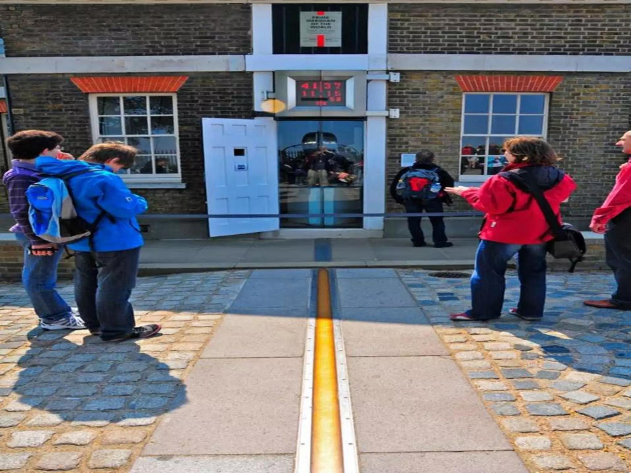 Location of the Philippines using coordinate system