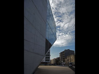 Looks   On Urban Lines 2