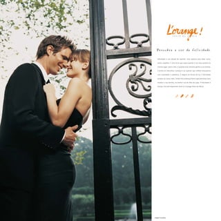 p a s s o    d a    p á t r i a




    Felicidade é um estado de espírito. Uma palavra para falar, ouvir,

    sentir, espalhar. É uma brisa que sopra quente e nos leva sempre ao

    mesmo lugar: para o alto. E quando esse caminho ganha a cor laranja,

    o brilho se intensifica. Laranja é cor quente, que reflete entusiasmo

    com vivacidade e sabedoria. É alegria em forma de luz. É felicidade

    sempre ao nosso lado. Onde? No endereço feito especialmente para

    receber a sua família, na melhor rua do Alto da Lapa. A felicidade é

    laranja. Ela está esperando você no L’orange Passo da Pátria.




Imagem ilustrativa
 