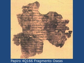 Una de las <br />cuevas de<br />Qumram<br />