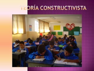 Llenar dos botellas iguales con agua hasta un mismo nivel.