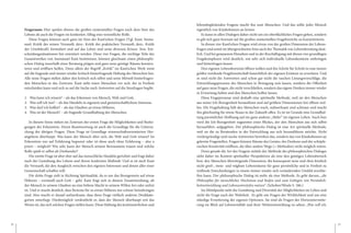 28 A N D R E A S S C H N I D E R 29
Frageraum: Hier spielen ebenso die großen existentiellen Fragen nach dem Sinn des
Lebens als auch die Fragen im konkreten Alltag eine wesentliche Rolle.
Diese Fragen können auch ganz im Sinn der Kant’schen Fragen (Vgl. Kant, Imma-
nuel: Kritik der reinen Vernunft; ders.: Kritik der praktischen Vernunft; ders.: Kritik
der Urteilskraft) formuliert und auf das Leben und seine diversen Krisen- bzw. Ent-
scheidungssituationen hin orientiert werden. Diese vier Fragen, die wichtige Teile des
Gesamtwerkes von Immanuel Kant bestimmen, können gleichsam einen philosophi-
schen Dialog innerhalb einer Beratung prägen und ganz neue geistige Räume konstru-
ieren und eröffnen helfen. Denn allein der Begriff „Kritik“ im Kant’schen Werk weist
auf die fragende und immer wieder kritisch hinterfragende Haltung des Menschen hin.
Alle seine Fragen stellen daher den kritisch sich selbst und seine Mitwelt hinterfragen-
den Menschen in das Zentrum. Kant sieht einen Menschen vor sich, der in Freiheit
entscheiden kann und sich so auf die Suche nach Antworten auf die Sinnfragen begibt.
1. 	 Was kann ich wissen? – als das Erkennen von Mensch, Welt und Gott.
2. 	 Was soll ich tun? – als das Handeln in eigenem und gemeinschaftlichem Interesse.
3. 	 Was darf ich hoffen? – als das Glauben an etwas Höheres.
4.	 Was ist der Mensch? – als fragende Grundhaltung des Menschen.
In diesem Sinne stehen im Zentrum der ersten Frage die Möglichkeiten und Bedin-
gungen der Erkenntnis. Deren Beantwortung ist auch die Grundlage für die Untersu-
chung der übrigen Fragen. Diese Frage ist Grundlage wissenschaftsorientierten Her-
angehens überhaupt. Was kann der Mensch über sich, die Welt und Gott wissen? Ist
Erkenntnis nur auf Erfahrung begrenzt oder ist diese auch ohne Erfahrung – also a
priori – möglich? Wie sehr kann der Mensch seinem Bewusstsein trauen und welche
Rolle spielt er selbst als Denkender?
Die zweite Frage ist aber eher auf das menschliche Handeln gerichtet und fragt daher
nach der Gestaltung des Lebens und ihrem konkreten Maßstab. Und es ist nach Kant
die Vernunft, die den Ausgleich zwischen den eigenen Interessen und denen aller einer
Gemeinschaft schaffen will.
Die dritte Frage zielt in Richtung Spiritualität, da es um das Bezogensein auf etwas
Höheres – eventuell auch Gott – geht. Kant fragt sich in diesem Zusammenhang, ob
der Mensch in seinem Glauben an eine höhere Macht in seinem Willen frei oder unfrei
ist. Und er macht deutlich, dass Beweise für so etwas Höheres nur schwer beizubringen
sind. Also macht er darauf aufmerksam, dass diese Frage vielfach anderen Denkkate-
gorien unterliegt. Diesbezüglich verdeutlicht er, dass der Mensch überhaupt erst das
Wesen ist, das sich solchen Fragen stellen kann. Diese Haltung des kontinuierlichen und
lebensbegleitenden Fragens macht ihn zum Menschen. Und das sollte jeder Mensch
eigentlich von Kindesbeinen an lernen.
Es kann in allen Dialogen daher nicht um ein oberflächliches Fragen gehen, sondern
es gilt sich ganz bewusst auf die großen existentiellen Fragebereiche zu konzentrieren.
In diesen vier Kant’schen Fragen wird etwas von der großen Dimension der Lebens-
fragen und somit im übergeordneten Sinn auch der Thematik von Lebensberatung deut-
lich. Und bei genauerem Hinsehen und in der Beschäftigung mit diesen vier grundlegen
Fragekomplexen wird deutlich, wie sehr sich individuelle Lebenskontexte einbringen
und hinterfragen lassen.
Den eigenen Lebenshorizont öffnen wollen und ihn Schritt für Schritt in eine immer
größer werdende Fragebereitschaft hinsichtlich der eigenen Existenz zu erweitern. Und
es sind nicht die Antworten und schon gar nicht die raschen Lösungsvorschläge, die
Entwicklungsprozesse des Menschen in Bewegung sein lassen, sondern die Offenheit
auf ganz neue Fragen, die nicht verschließen, sondern das eigene Denken immer wieder
in Erwartung halten und den Menschen hoffen lassen.
Diese Frageprozesse sind deshalb eine spirituelle Methode, weil sie den Menschen
aus seiner Ich-Bezogenheit herauslösen und auf größere Dimensionen hin öffnen wol-
len. Die Fragehaltung hält den Menschen wach, aufmerksam und achtsam und macht
ihn gleichzeitig für etwas Neues in der Zukunft offen. Es ist im Grunde eine Grundhal-
tung persönlicher Hoffnung auf ein ganz anderes „Mehr“ im eigenen Leben. Auch hier
wird die Ich-Bezogenheit zugunsten eines Blickes, der den Menschen aus sich selbst
herausführt, aufgegeben. Der philosophische Dialog ist eine Art spirituelle Methode,
weil sie die zu Beratenden in der Entwicklung aus sich herausführen möchte. Nicht
vordergründige und rasche Antworten bewirken das, sondern das von Kindesbeinen an
gelernte Fragestellen. Fragen können Räume des Geistes, des Denkens und der schöpfe-
rischen Kreativität eröffnen, die über andere Wege (= Methoden) nicht möglich wären.
Denn gerade die Art des Fragens mittels der Methode des philosophischen Dialoges
steht daher im Kontext spiritueller Perspektiven als eine den geistigen Lebensbereich
bzw. den Menschen übersteigende Dimension, die konsequent neue und eben letztlich
nicht greif-, mess- und wägbare Lebensräume für ganz persönliche und in Freiheit zu
treffende Entscheidungen in einem immer wieder sich verändernden Umfeld erschlie-
ßen kann. Der philosophische Dialog ist mehr als eine Methode. Es geht darum, „die
Philosophie für menschliches Wachstum und Reifen und zum Gelingen von Persönlich-
keitsentwicklung und Lebensentwürfen nutzen“. (Schober/Weule S. 186.)
Im Mittelpunkt steht die Gestaltung und Diversität der Möglichkeiten im Leben und
nicht die Frage nach der Wahrheit. Es geht um Fragen der Wirklichkeit und um eine
ständige Erweiterung der eigenen Optionen. Sie sind als Fragen der Horizonterweite-
rung im Blick auf Lebensvielfalt und ihrer Weiterentwicklung zu sehen: „Was will ich,
 