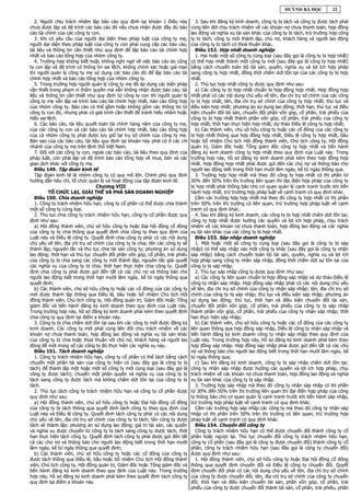 HUỲNH BÁ HỌC           22

   2. Người chịu trách nhiệm lập báo cáo quy định tại khoản 1 Điều này            3. Sau khi đăng ký kinh doanh, công ty bị tách và công ty được tách phải
chưa được lập và đệ trình các báo cáo đó nếu chưa nhận được đầy đủ báo         cùng liên đới chịu trách nhiệm về các khoản nợ chưa thanh toán, hợp đồng
cáo tài chính của các công ty con.                                             lao động và nghĩa vụ tài sản khác của công ty bị tách, trừ trường hợp công
   3. Khi có yêu cầu của người đại diện theo pháp luật của công ty mẹ,         ty bị tách, công ty mới thành lập, chủ nợ, khách hàng và người lao động
người đại diện theo pháp luật của công ty con phải cung cấp các báo cáo,       của công ty bị tách có thoả thuận khác.
tài liệu và thông tin cần thiết như quy định để lập báo cáo tài chính hợp         Điều 152. Hợp nhất doanh nghiệp
nhất và báo cáo tổng hợp của nhóm công ty.                                        1. Hai hoặc một số công ty cùng loại (sau đây gọi là công ty bị hợp nhất)
   4. Trường hợp không biết hoặc không nghi ngờ về việc báo cáo do công        có thể hợp nhất thành một công ty mới (sau đây gọi là công ty hợp nhất)
ty con lập và đệ trình có thông tin sai lệch, không chính xác hoặc giả mạo     bằng cách chuyển toàn bộ tài sản, quyền, nghĩa vụ và lợi ích hợp pháp
thì người quản lý công ty mẹ sử dụng các báo cáo đó để lập báo cáo tài         sang công ty hợp nhất, đồng thời chấm dứt tồn tại của các công ty bị hợp
chính hợp nhất và báo cáo tổng hợp của nhóm công ty.                           nhất.
   5. Trong trường hợp người quản lý công ty mẹ đã áp dụng các biện pháp          2. Thủ tục hợp nhất công ty được quy định như sau:
cần thiết trong phạm vi thẩm quyền mà vẫn không nhận được báo cáo, tài            a) Các công ty bị hợp nhất chuẩn bị hợp đồng hợp nhất. Hợp đồng hợp
liệu và thông tin cần thiết như quy định từ công ty con thì người quản lý      nhất phải có các nội dung chủ yếu về tên, địa chỉ trụ sở chính của các công
công ty mẹ vẫn lập và trình báo cáo tài chính hợp nhất, báo cáo tổng hợp       ty bị hợp nhất; tên, địa chỉ trụ sở chính của công ty hợp nhất; thủ tục và
của nhóm công ty. Báo cáo có thể gồm hoặc không gồm các thông tin từ           điều kiện hợp nhất; phương án sử dụng lao động; thời hạn, thủ tục và điều
công ty con đó, nhưng phải có giải trình cần thiết để tránh hiểu nhầm hoặc     kiện chuyển đổi tài sản, chuyển đổi phần vốn góp, cổ phần, trái phiếu của
hiểu sai lệch.                                                                 công ty bị hợp nhất thành phần vốn góp, cổ phần, trái phiếu của công ty
   6. Các báo cáo, tài liệu quyết toán tài chính hàng năm của công ty mẹ,      hợp nhất; thời hạn thực hiện hợp nhất; dự thảo Điều lệ công ty hợp nhất;
của các công ty con và các báo cáo tài chính hợp nhất, báo cáo tổng hợp           b) Các thành viên, chủ sở hữu công ty hoặc các cổ đông của các công ty
của cả nhóm công ty phải được lưu giữ tại trụ sở chính của công ty mẹ.         bị hợp nhất thông qua hợp đồng hợp nhất, Điều lệ công ty hợp nhất, bầu
Bản sao của các báo cáo, tài liệu quy định tại khoản này phải có ở các chi     hoặc bổ nhiệm Chủ tịch Hội đồng thành viên, Chủ tịch công ty, Hội đồng
nhánh của công ty mẹ trên lãnh thổ Việt Nam.                                   quản trị, Giám đốc hoặc Tổng giám đốc công ty hợp nhất và tiến hành
   7. Đối với các công ty con, ngoài các báo cáo, tài liệu theo quy định của   đăng ký kinh doanh công ty hợp nhất theo quy định của Luật này. Trong
pháp luật, còn phải lập và đệ trình báo cáo tổng hợp về mua, bán và các        trường hợp này, hồ sơ đăng ký kinh doanh phải kèm theo hợp đồng hợp
giao dịch khác với công ty mẹ.                                                 nhất. Hợp đồng hợp nhất phải được gửi đến các chủ nợ và thông báo cho
   Điều 149. Tập đoàn kinh tế                                                  người lao động biết trong thời hạn mười lăm ngày, kể từ ngày thông qua.
   Tập đoàn kinh tế là nhóm công ty có quy mô lớn. Chính phủ quy định             3. Trường hợp hợp nhất mà theo đó công ty hợp nhất có thị phần từ
hướng dẫn tiêu chí, tổ chức quản lý và hoạt động của tập đoàn kinh tế.         30% đến 50% trên thị trường liên quan thì đại điện hợp pháp của công ty
                                Chương VIII                                    bị hợp nhất phải thông báo cho cơ quan quản lý cạnh tranh trước khi tiến
          TỔ CHỨC LẠI, GIẢI THỂ VÀ PHÁ SẢN DOANH NGHIỆP                        hành hợp nhất, trừ trường hợp pháp luật về cạnh tranh có quy định khác.
   Điều 150. Chia doanh nghiệp                                                    Cấm các trường hợp hợp nhất mà theo đó công ty hợp nhất có thị phần
   1. Công ty trách nhiệm hữu hạn, công ty cổ phần có thể được chia thành      trên 50% trên thị trường có liên quan, trừ trường hợp pháp luật về cạnh
một số công ty cùng loại.                                                      tranh có quy định khác.
   2. Thủ tục chia công ty trách nhiệm hữu hạn, công ty cổ phần được quy          4. Sau khi đăng ký kinh doanh, các công ty bị hợp nhất chấm dứt tồn tại;
định như sau:                                                                  công ty hợp nhất được hưởng các quyền và lợi ích hợp pháp, chịu trách
   a) Hội đồng thành viên, chủ sở hữu công ty hoặc Đại hội đồng cổ đông        nhiệm về các khoản nợ chưa thanh toán, hợp đồng lao động và các nghĩa
của công ty bị chia thông qua quyết định chia công ty theo quy định của        vụ tài sản khác của các công ty bị hợp nhất.
Luật này và Điều lệ công ty. Quyết định chia công ty phải có các nội dung         Điều 153. Sáp nhập doanh nghiệp
chủ yếu về tên, địa chỉ trụ sở chính của công ty bị chia; tên các công ty sẽ      1. Một hoặc một số công ty cùng loại (sau đây gọi là công ty bị sáp
thành lập; nguyên tắc và thủ tục chia tài sản công ty; phương án sử dụng       nhập) có thể sáp nhập vào một công ty khác (sau đây gọi là công ty nhận
lao động; thời hạn và thủ tục chuyển đổi phần vốn góp, cổ phần, trái phiếu     sáp nhập) bằng cách chuyển toàn bộ tài sản, quyền, nghĩa vụ và lợi ích
của công ty bị chia sang các công ty mới thành lập; nguyên tắc giải quyết      hợp pháp sang công ty nhận sáp nhập, đồng thời chấm dứt sự tồn tại của
các nghĩa vụ của công ty bị chia; thời hạn thực hiện chia công ty. Quyết       công ty bị sáp nhập.
định chia công ty phải được gửi đến tất cả các chủ nợ và thông báo cho            2. Thủ tục sáp nhập công ty được quy định như sau:
người lao động biết trong thời hạn mười lăm ngày, kể từ ngày thông qua            a) Các công ty liên quan chuẩn bị hợp đồng sáp nhập và dự thảo Điều lệ
quyết định;                                                                    công ty nhận sáp nhập. Hợp đồng sáp nhập phải có các nội dung chủ yếu
   b) Các thành viên, chủ sở hữu công ty hoặc các cổ đông của các công ty      về tên, địa chỉ trụ sở chính của công ty nhận sáp nhập; tên, địa chỉ trụ sở
mới được thành lập thông qua Điều lệ, bầu hoặc bổ nhiệm Chủ tịch Hội           chính của công ty bị sáp nhập; thủ tục và điều kiện sáp nhập; phương án
đồng thành viên, Chủ tịch công ty, Hội đồng quản trị, Giám đốc hoặc Tổng       sử dụng lao động; thủ tục, thời hạn và điều kiện chuyển đổi tài sản,
giám đốc và tiến hành đăng ký kinh doanh theo quy định của Luật này.           chuyển đổi phần vốn góp, cổ phần, trái phiếu của công ty bị sáp nhập
Trong trường hợp này, hồ sơ đăng ký kinh doanh phải kèm theo quyết định        thành phần vốn góp, cổ phần, trái phiếu của công ty nhận sáp nhập; thời
chia công ty quy định tại điểm a khoản này.                                    hạn thực hiện sáp nhập;
   3. Công ty bị chia chấm dứt tồn tại sau khi các công ty mới được đăng ký       b) Các thành viên, chủ sở hữu công ty hoặc các cổ đông của các công ty
kinh doanh. Các công ty mới phải cùng liên đới chịu trách nhiệm về các         liên quan thông qua hợp đồng sáp nhập, Điều lệ công ty nhận sáp nhập và
khoản nợ chưa thanh toán, hợp đồng lao động và nghĩa vụ tài sản khác           tiến hành đăng ký kinh doanh công ty nhận sáp nhập theo quy định của
của công ty bị chia hoặc thoả thuận với chủ nợ, khách hàng và người lao        Luật này. Trong trường hợp này, hồ sơ đăng ký kinh doanh phải kèm theo
động để một trong số các công ty đó thực hiện các nghĩa vụ này.                hợp đồng sáp nhập. Hợp đồng sáp nhập phải được gửi đến tất cả các chủ
   Điều 151. Tách doanh nghiệp                                                 nợ và thông báo cho người lao động biết trong thời hạn mười lăm ngày, kể
   1. Công ty trách nhiệm hữu hạn, công ty cổ phần có thể tách bằng cách       từ ngày thông qua;
chuyển một phần tài sản của công ty hiện có (sau đây gọi là công ty bị            c) Sau khi đăng ký kinh doanh, công ty bị sáp nhập chấm dứt tồn tại;
tách) để thành lập một hoặc một số công ty mới cùng loại (sau đây gọi là       công ty nhận sáp nhập được hưởng các quyền và lợi ích hợp pháp, chịu
công ty được tách); chuyển một phần quyền và nghĩa vụ của công ty bị           trách nhiệm về các khoản nợ chưa thanh toán, hợp đồng lao động và nghĩa
tách sang công ty được tách mà không chấm dứt tồn tại của công ty bị           vụ tài sản khác của công ty bị sáp nhập.
tách.                                                                             3. Trường hợp sáp nhập mà theo đó công ty nhận sáp nhập có thị phần
   2. Thủ tục tách công ty trách nhiệm hữu hạn và công ty cổ phần được         từ 30% đến 50% trên thị trường liên quan thì đại điện hợp pháp của công
quy định như sau:                                                              ty thông báo cho cơ quan quản lý cạnh tranh trước khi tiến hành sáp nhập,
   a) Hội đồng thành viên, chủ sở hữu công ty hoặc Đại hội đồng cổ đông        trừ trường hợp pháp luật về cạnh tranh có quy định khác.
của công ty bị tách thông qua quyết định tách công ty theo quy định của           Cấm các trường hợp sáp nhập các công ty mà theo đó công ty nhận sáp
Luật này và Điều lệ công ty. Quyết định tách công ty phải có các nội dung      nhập có thị phần trên 50% trên thị trường có liên quan, trừ trường hợp
chủ yếu về tên, địa chỉ trụ sở chính của công ty bị tách; tên công ty được     pháp luật về cạnh tranh có quy định khác.
tách sẽ thành lập; phương án sử dụng lao động; giá trị tài sản, các quyền         Điều 154. Chuyển đổi công ty
và nghĩa vụ được chuyển từ công ty bị tách sang công ty được tách; thời           Công ty trách nhiệm hữu hạn có thể được chuyển đổi thành công ty cổ
hạn thực hiện tách công ty. Quyết định tách công ty phải được gửi đến tất      phần hoặc ngược lại. Thủ tục chuyển đổi công ty trách nhiệm hữu hạn,
cả các chủ nợ và thông báo cho người lao động biết trong thời hạn mười         công ty cổ phần (sau đây gọi là công ty được chuyển đổi) thành công ty cổ
lăm ngày, kể từ ngày thông qua quyết định;                                     phần, công ty trách nhiệm hữu hạn (sau đây gọi là công ty chuyển đổi)
   b) Các thành viên, chủ sở hữu công ty hoặc các cổ đông của công ty          được quy định như sau:
được tách thông qua Điều lệ, bầu hoặc bổ nhiệm Chủ tịch Hội đồng thành            1. Hội đồng thành viên, chủ sở hữu công ty hoặc Đại hội đồng cổ đông
viên, Chủ tịch công ty, Hội đồng quản trị, Giám đốc hoặc Tổng giám đốc và      thông qua quyết định chuyển đổi và Điều lệ công ty chuyển đổi. Quyết
tiến hành đăng ký kinh doanh theo quy định của Luật này. Trong trường          định chuyển đổi phải có các nội dung chủ yếu về tên, địa chỉ trụ sở chính
hợp này, hồ sơ đăng ký kinh doanh phải kèm theo quyết định tách công ty        của công ty được chuyển đổi; tên, địa chỉ trụ sở chính của công ty chuyển
quy định tại điểm a khoản này.                                                 đổi; thời hạn và điều kiện chuyển tài sản, phần vốn góp, cổ phần, trái
                                                                               phiếu của công ty được chuyển đổi thành tài sản, cổ phần, trái phiếu, phần
 