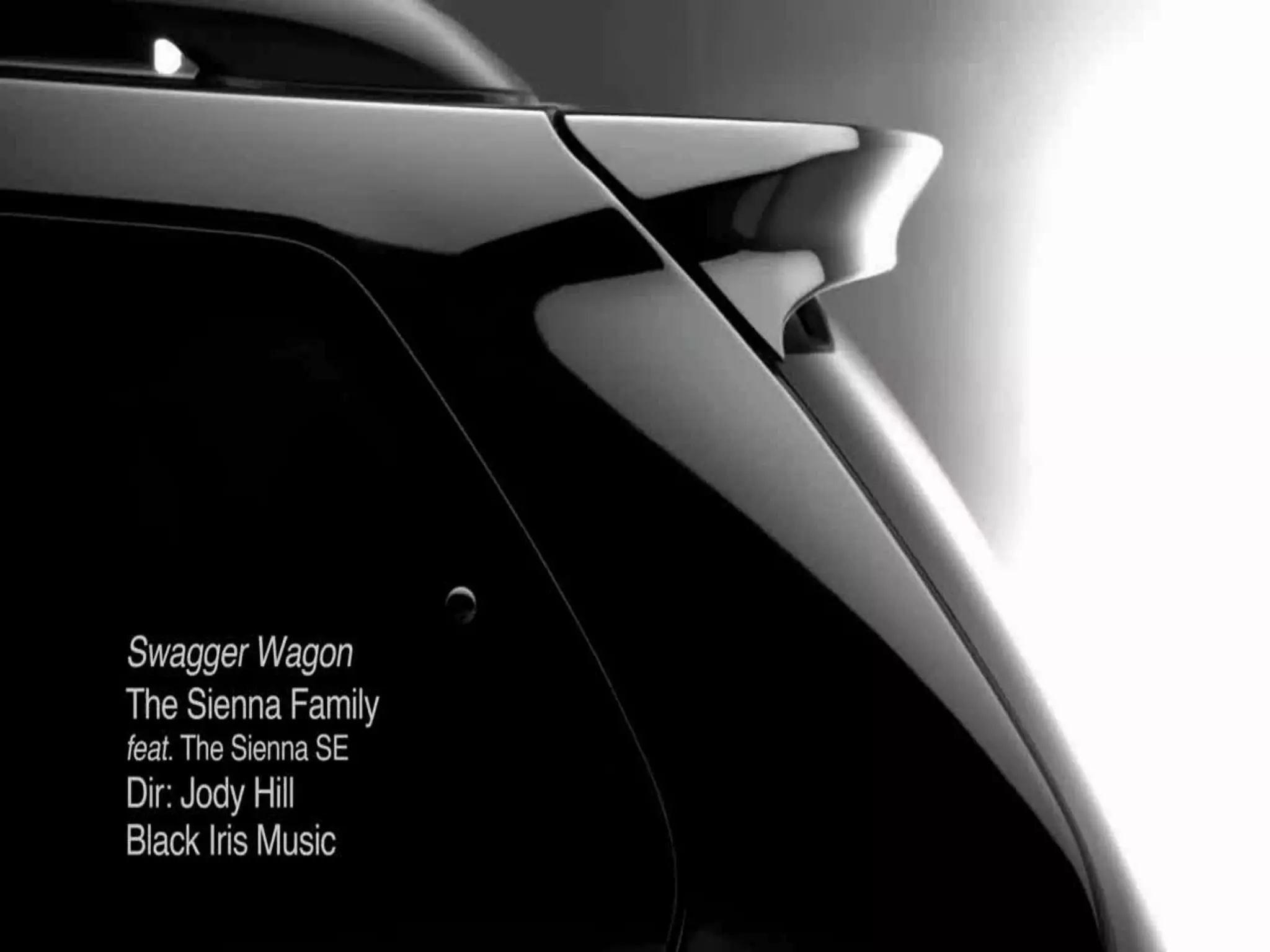 נדב פרסמן מנהל קריאייטיב ראשי באומן בר ריבנאי ,M2M כנס