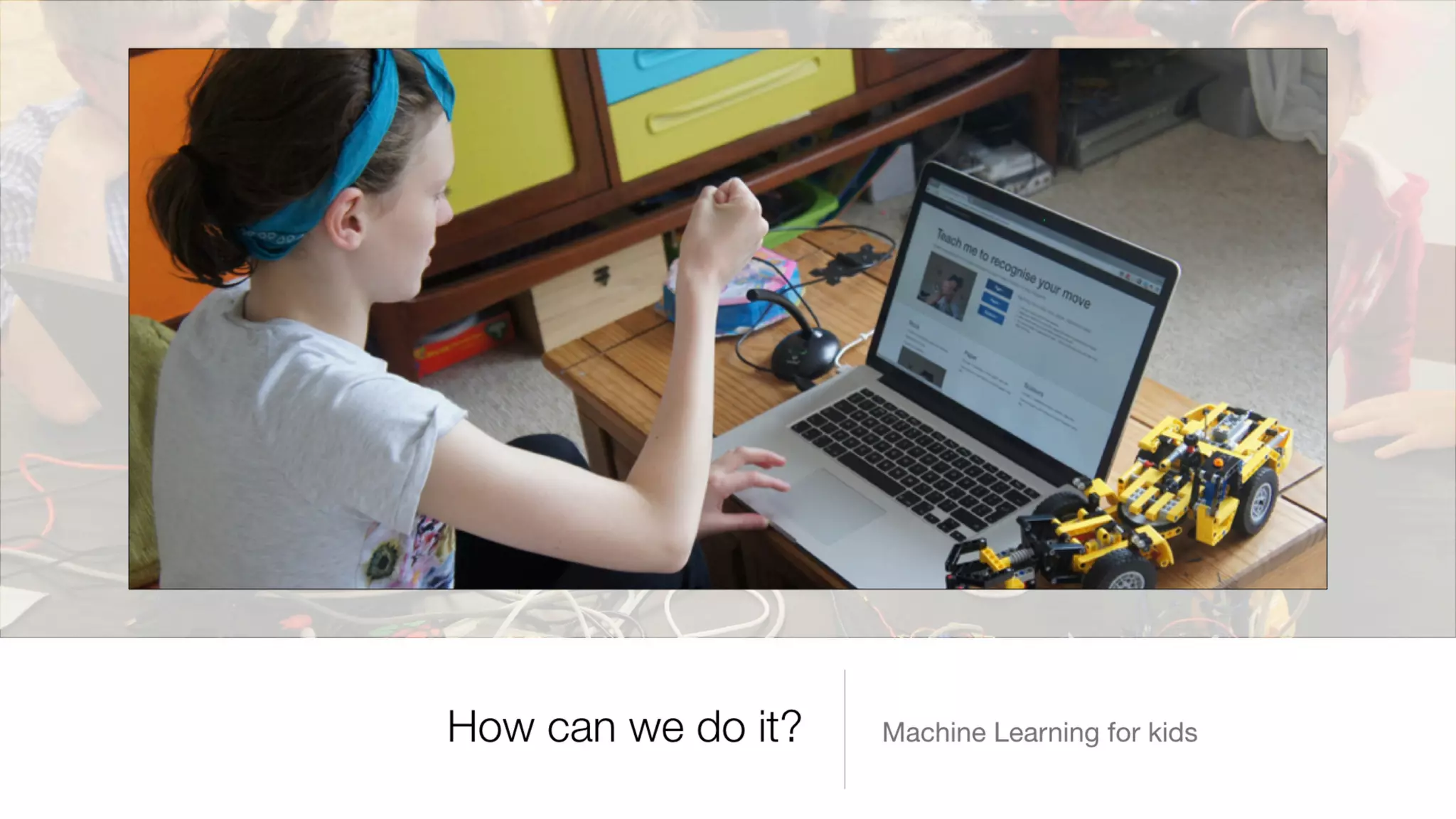 Introducing machine learning to kids