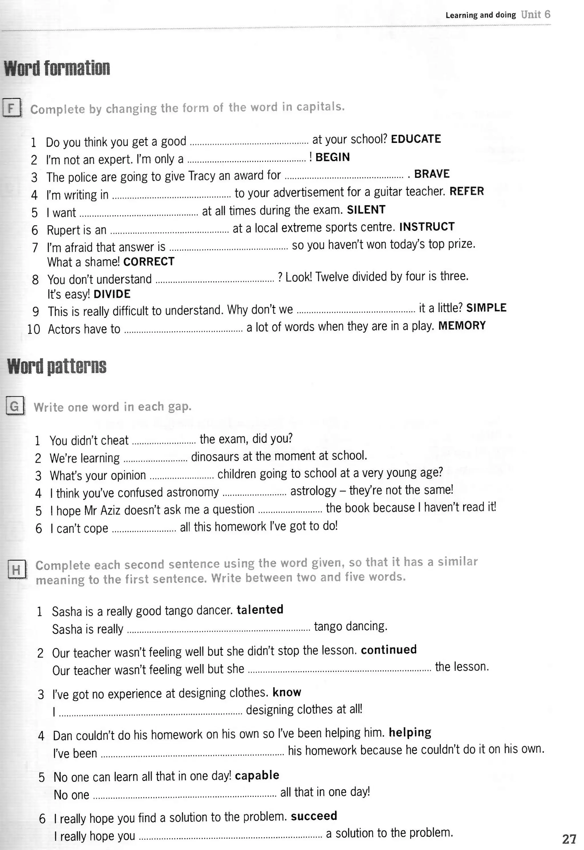 MACMILLAN_200_Grammar.and.Vocabulary.pdf