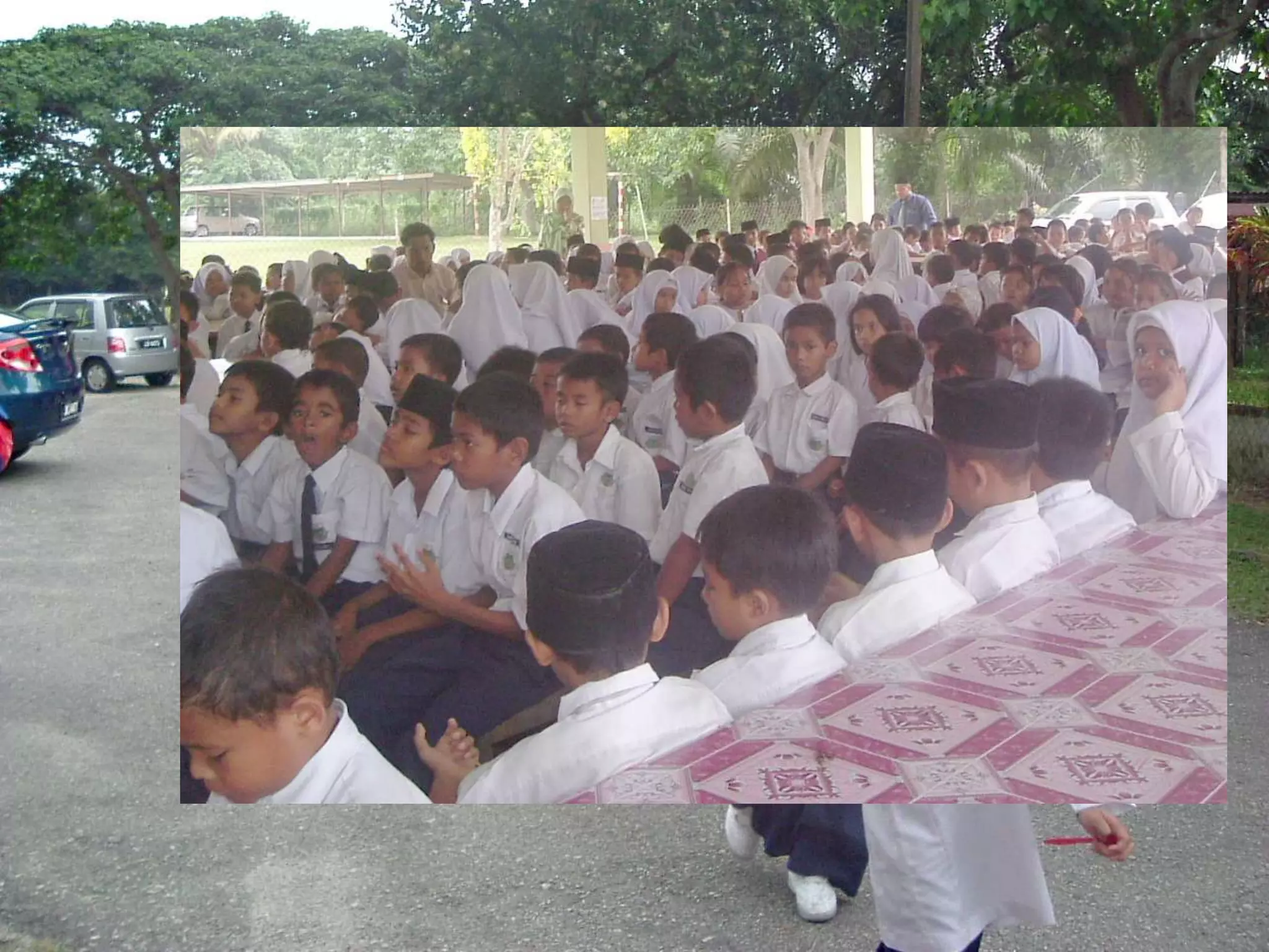 Majlis Persaraan Pn.Hjh.Normah bersama guru-guru Sesi Petang