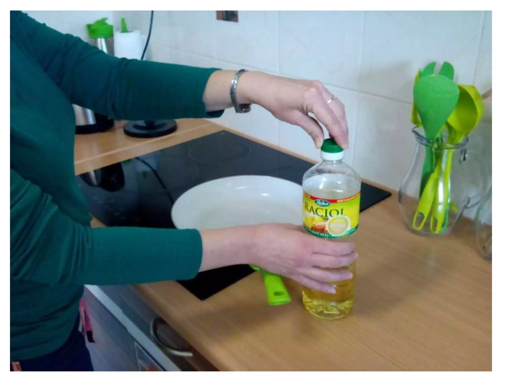 Making a fried egg in a toast - work skill