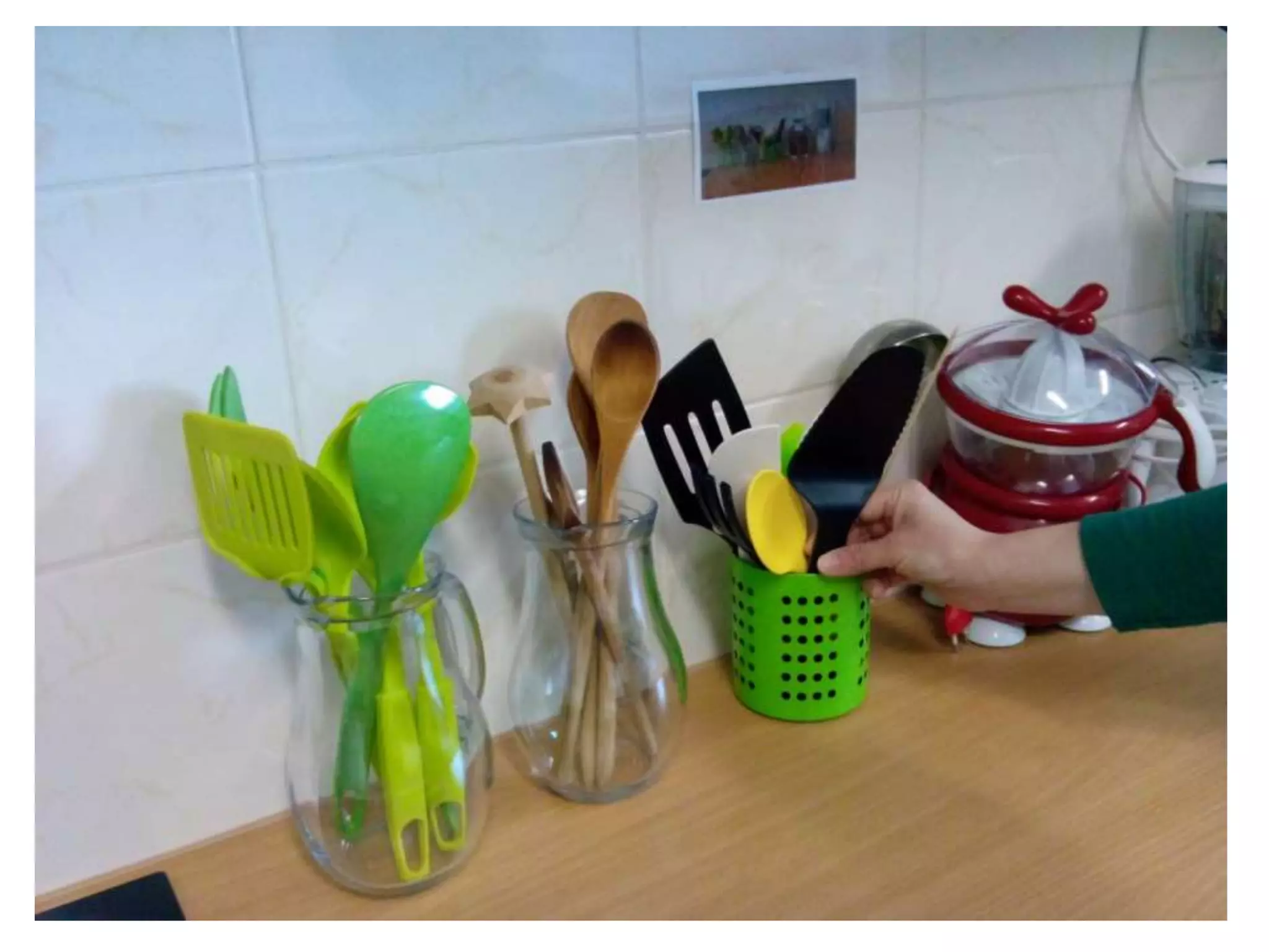 Making a fried egg in a toast - work skill