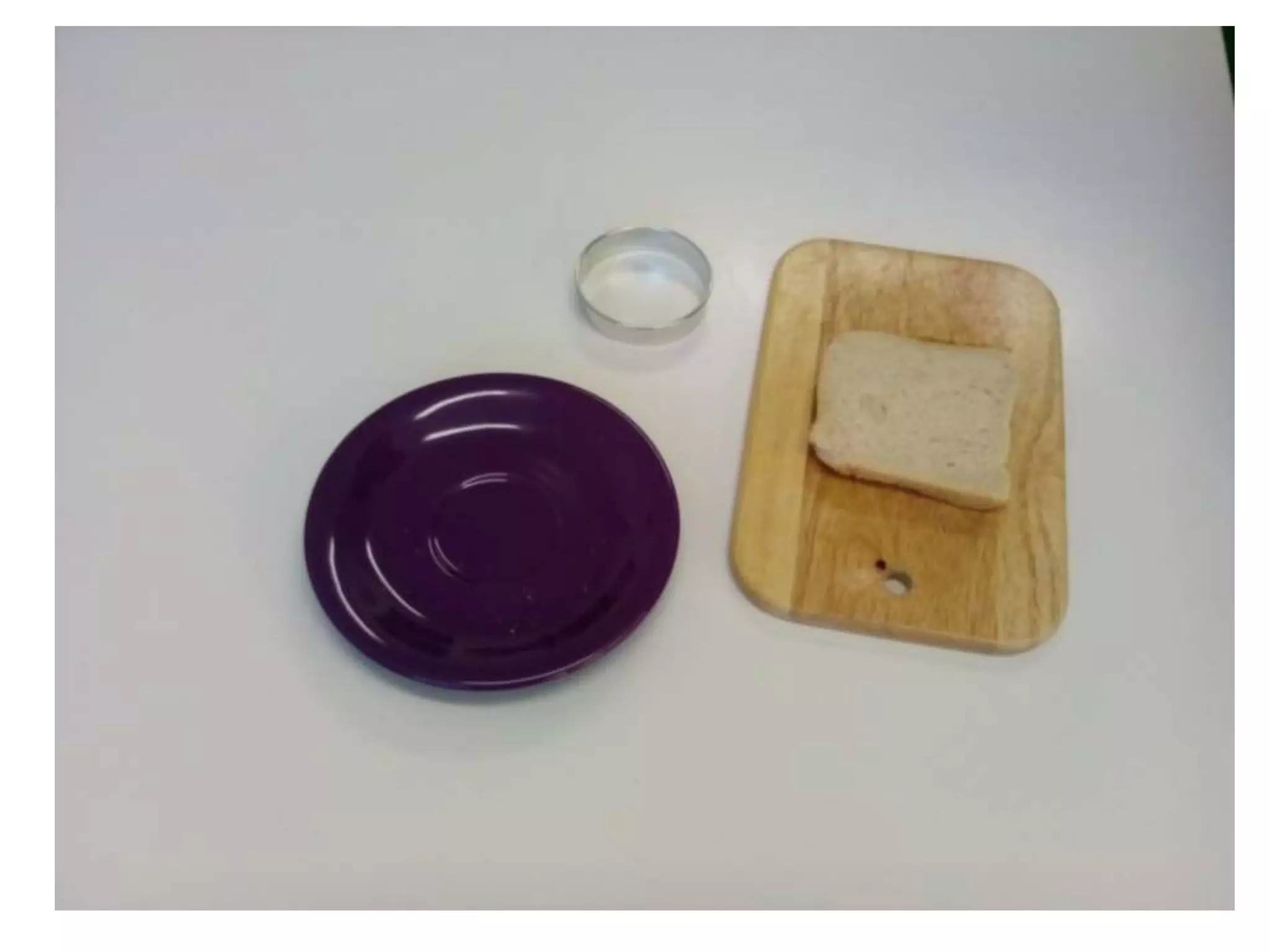 Making a fried egg in a toast - work skill