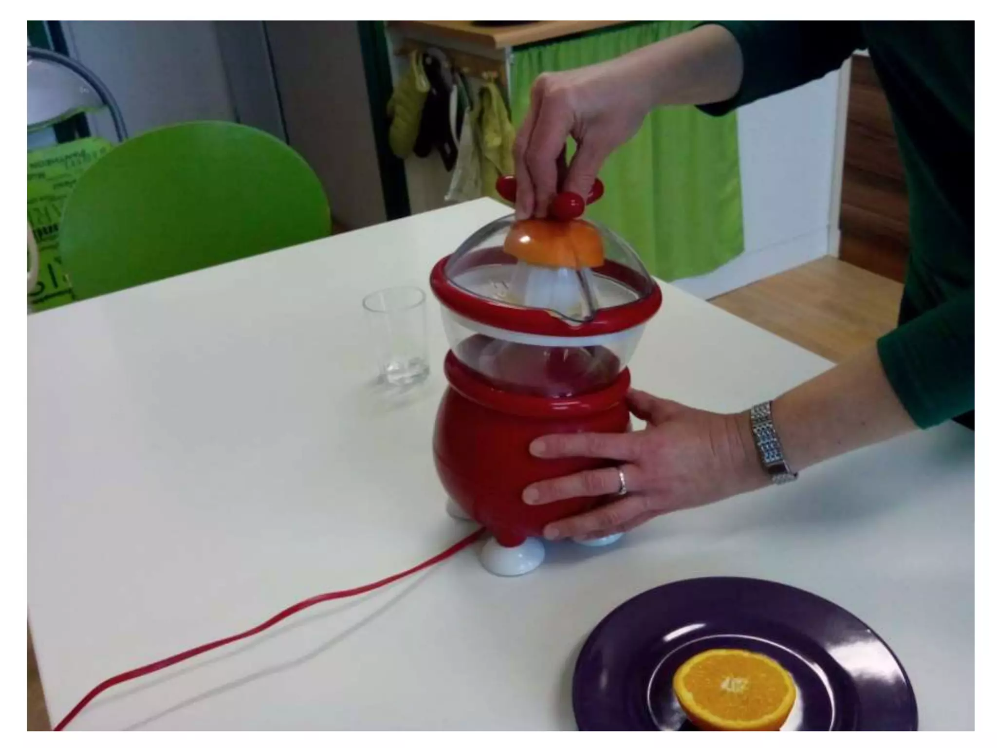 Making of orange juice - work skill