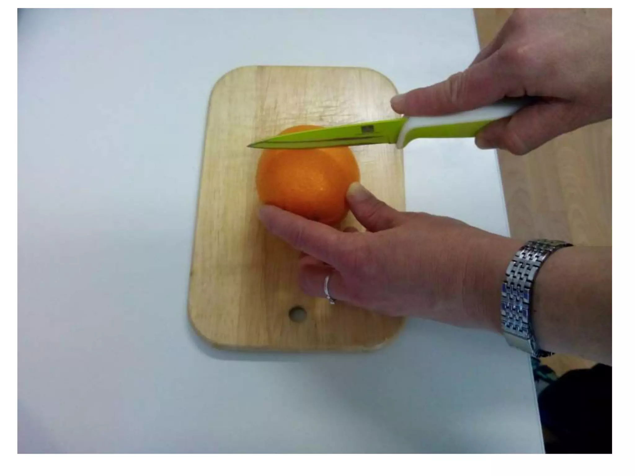 Making of orange juice - work skill