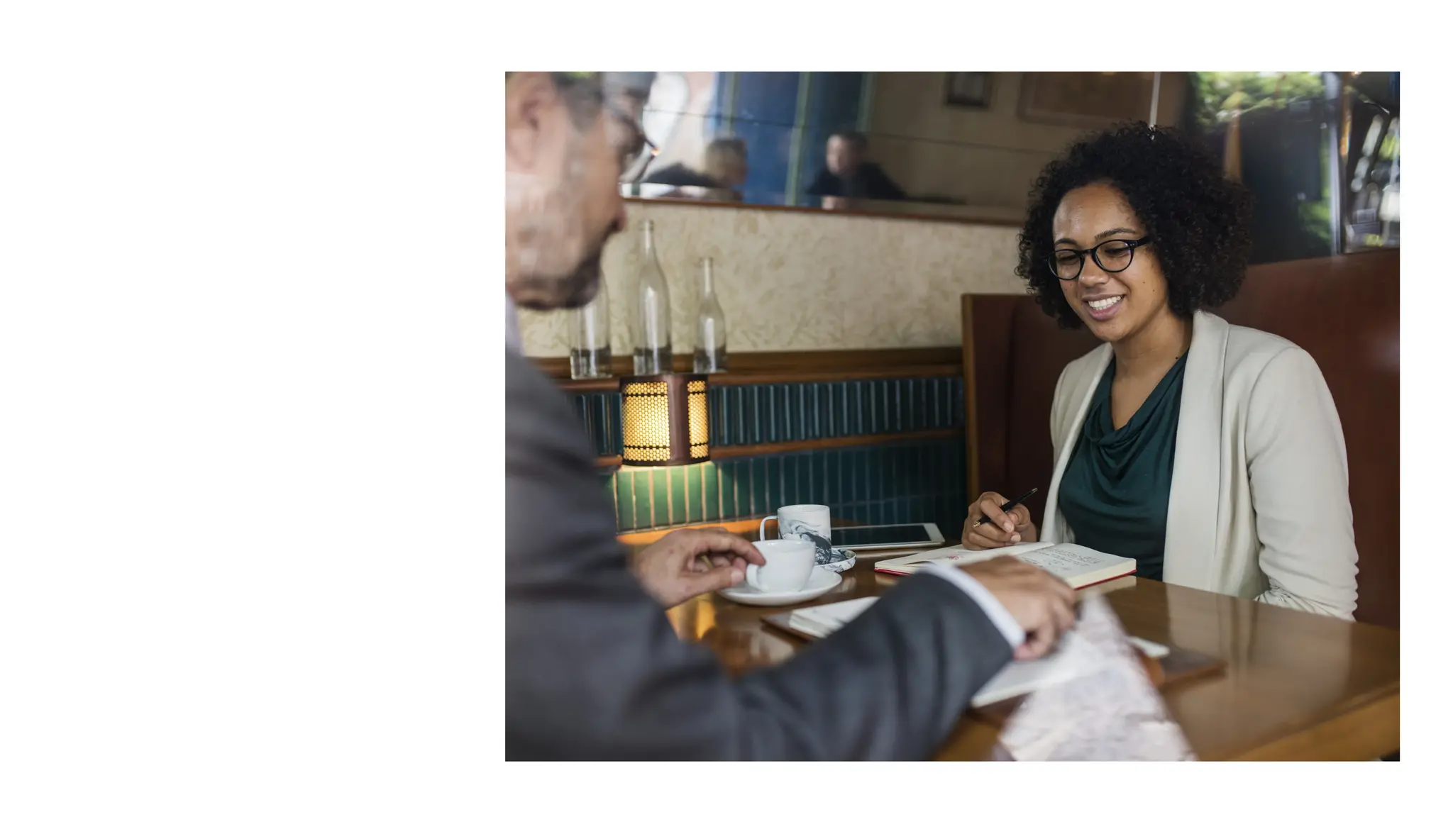 “upward
management”
Develop and maintain a
relationship that:​
• Fits one’s and the boss’s
needs and styles​
• Is characterized by
mutual expectations​
• Keeps the boss informed​
• Is based on dependability
and honesty​
• Selectively uses the boss’s
time and resources ​
 