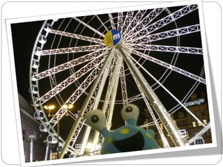 And a very big wheel! Do you know what a wheel is? Look at this! 