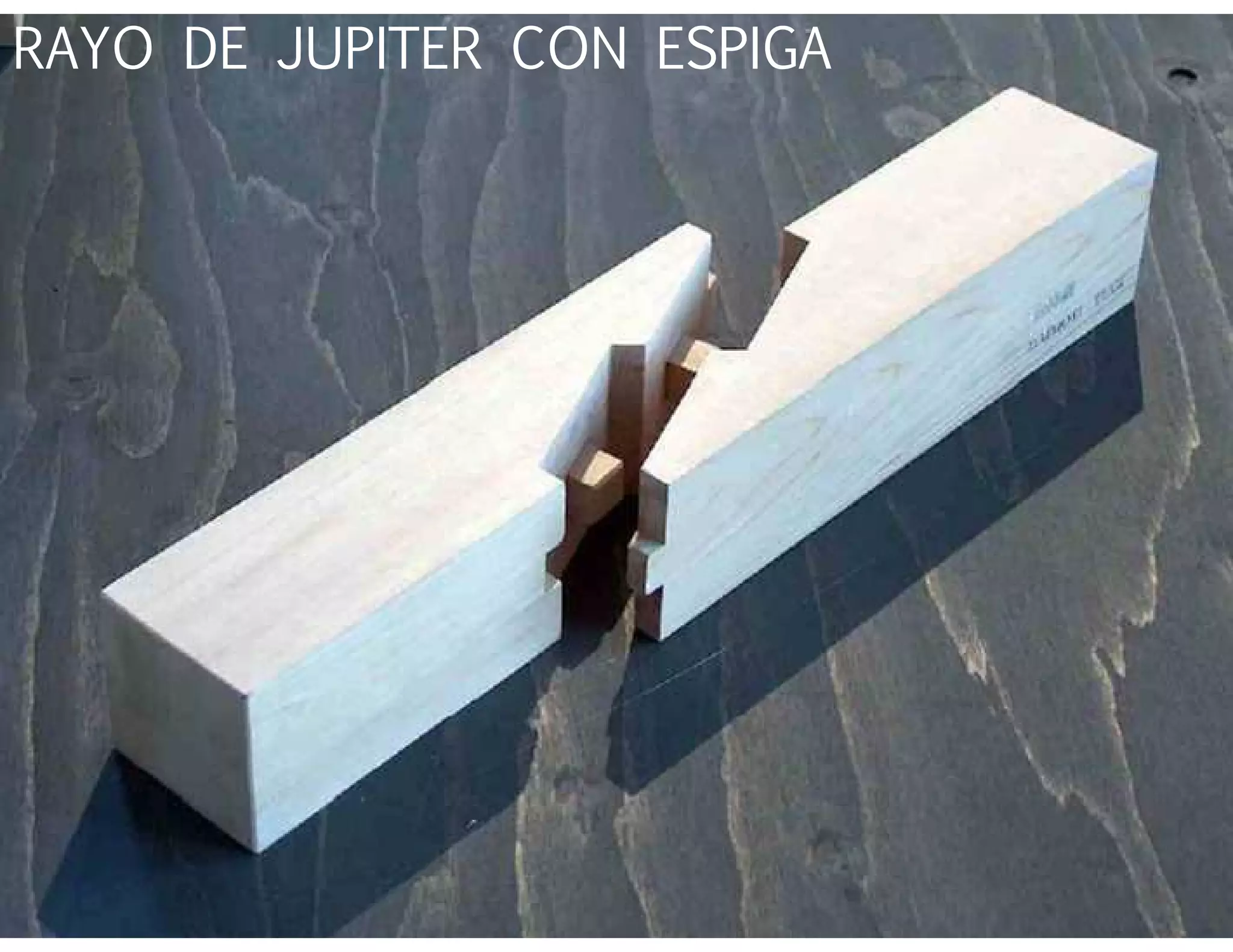 RAYO DE JUPITER CON ESPIGA
 