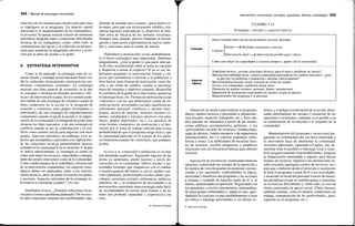 254 / Manual de psicología comunitaria
relación con las instituciones locales para que éstas
se impliquen en el programa. Un aspecto capital
adicional es el mantenimiento de los trabajadores,
el personal. Se puede realizar a través de reuniones
periódicas dirigidas tanto a solucionar dificultades
técnicas de los trabajadores como, sobre todo, al
sostenimiento del apoyo y la cohesión social nece-
saria para mantener la integridad colectiva y la ilu-
sión por la tarea de ayudar a la gente.
9. ESTRATEGIA INTERVENTIVA
Como se ha indicado, la estrategia trata de co-
nectar diseño y realidad social buscando hacer via-
ble la «solución» técnicamente correcta en las con-
diciones comunitarias existentes. La estrategia
marcará una línea general de actuación, en la que
se «encajan» o insertan las distintas acciones o «téc-
nicas» de intervención usadas. En ese sentido pode-
mos hablar de una estrategia de consenso cuando la
línea conductora de la acción es la búsqueda de
acuerdos y consensos entre grupos discrepantes o
enfrentados; de una estrategia de empoderamiento
comunitario cuando el eje de la acción es la organi-
zación de la comunidad y la búsqueda de poder para
alcanzar los fines marcados; o de una estrategia de
conflicto cuando se use la confrontación y el con-
flicto como camino inicial para negociar con otros
grupos. Aquí nos referimos, sin embargo, a los as-
pectos que acompañan (o preceden) a la «aplicación»
de las soluciones técnicas permitiéndole hacerse
realidad en la comunidad X en el momento Y. Según
se indicó anteriormente, la estrategia se centra en
cómo usar mejor los recursos, capacidades y energía,
tanto del propio interventor como de la comunidad.
Como condicionantes de la viabilidad y eficacia real
de la intervención comunitaria, los aspectos estra-
tégicos deben ser analizados, junto a los estricta-
mente técnicos, antes de poner en marcha los planes
y acciones. Aspectos relevantes de la estrategia in-
terventiva a considerar (cuadro 7.14) son:
Viabilidad técnica. ¿Tenemos soluciones técni-
cas para el tema o problema planteado? De no exis-
tir tales soluciones, tenemos dos posibilidades: una,
abordar de entrada otros asuntos, quizá menos re-
levantes, pero que son técnicamente solubles; dos,
ajustar nuestras expectativas (y objetivos) al limi-
tado nivel de eficacia de los métodos existentes.
Siempre será, además, preciso fomentar la investi-
gación e innovación experimental de nuevos méto-
dos y soluciones para el asunto de interés.
Viabilidad (y motivación) social, probablemen-
te el factor estratégico más importante. Debemos
preguntarnos: ¿está la gente (o una parte relevan-
te de ella) sensibilizada sobre el tema en cuestión
y dispuesta a actuar al respecto? Si no es así, de-
beríamos posponer la intervención formal y em-
pezar por sensibilizar o motivar a la población o
bien buscar otras formas de motivación: crear ilu-
sión o un clima de cambio, ayudar a encontrar
áreas de consenso y objetivos comunes, desarrollar
la confianza de la gente en el interventor, potenciar
el liderazgo local, etc. Formas de motivación social
«naturales» con las que deberíamos contar de en-
trada incluyen: necesidades sociales significativas,
sufrimiento personal, conflictos y tensión inter-
grupos, deseos de mejorar, intereses sociales co-
munes, solidaridad y vínculos afectivos con otros
(hijos, grupos deprivados, etc.). La ausencia de
estas formas «naturales» de motivación y el des-
interés por el tema de trabajo indican una escasa
probabilidad de que el programa tenga éxito y que
la comunidad participe en él a pesar de los inten-
tos bienintencionados de «motivarla» que podamos
probar.
Acceso a la comunidad o población (si no hay
una demanda explícita). Siguiendo algunas de las
pistas ya apuntadas, puede hacerse a través de:
conocidos en la comunidad, líderes locales o au-
toridades formales que simpaticen con el cambio
o mejora general del barrio o con el cambio con-
creto planteado, profesionales locales afines (psi-
cólogos, asistentes sociales, enfermeras, médicos,
maestros, etc.), la evaluación de necesidades o la
provocación controlada (una estrategia nada fácil,
no recomendable de existir otras formas y de no
tener una probada capacidad y experiencia con
ella).
© Ediciones Pirámide
Intervención comunitaria: concepto, supuestos, técnica y estrategia I 255
CUADRO 7.14
Estrategia: concepto y aspectos básicos
Concepto
Hacer realidad intervención técnicamente racional, deseable
I Diseño > Realidad comunitaria concreta
[Intervención ideal > Intervención posible aquí y ahora
Cómo usar mejor las capacidades y recursos propios y ajenos (de la comunidad)
Conecta
Aspectos
básicos
Viabilidad técnica: ¿existen soluciones técnicas para el tema o problema de interés?
Motivación/viabilidad social: ¿está la comunidad interesada en los cambios buscados?, ¿pien-
sa que hay un problema o aspiración a abordar colectivamente?
Movilización/activación social: creación de clima de cambio
Acceso a la comunidad o población desde fuera
Obtención de medios externos: personal, dinero, instalaciones
Superación de resistencias conociendo las razones en que se apoyan
Mantenimiento del programa y el personal
Obtención de medios para realizar el programa:
dinero, medios técnicos y personales e infraestruc-
tura (locales, material, transporte, etc.). Esos me-
dios pueden ser obtenidos a través de las institu-
ciones públicas (ayuntamientos, gobierno...), los
«proveedores sociales de recursos» (fundaciones,
cajas de ahorros, fondos europeos o de organismos
internacionales, etc.) o colectas populares (rifas,
fiestas y otras). Las habilidades de localizar fuen-
tes de recursos, escribir propuestas y establecer
relaciones son con frecuencia básicas para obtener
recursos.
Superación de resistencias: localizando intereses
opuestos, conociendo las razones de la oposición y
los puntos de vista de quienes la sustentan; recono-
ciendo a los opositores, explicándoles la lógica,
necesidad y beneficios del programa y las acciones
a realizar y tratando de hacerles parte de él o, al
menos, minimizando su oposición. Negociando con
los opositores, si no los convencemos; intermedian-
do entre grupos enfrentados o, según el caso, igno-
rándolos (lo cual nos va muy probablemente a crear
un crítico o enemigo persistente) o, en último ex-
tremo, y si peligra la realización de la acción, afron-
tando abiertamente las razones o actuación de los
opositores o resistentes, contando, si es posible, con
la colaboración de la mayoría o el conjunto de la
comunidad.
Mantenimiento del programa y su personal ase-
gurando su continuidad una vez haya finalizado o
el interventor haya de abandonar la comunidad.
Acciones adecuadas, siguiendo a Caplan, son: de-
sarrollar todo lo posible el liderazgo local y trans-
ferir progresivamente responsabilidades; asegurar
la financiación entrenando a alguien para buscar
fuentes de recursos; implicar a las instituciones lo-
cales (escuela, parroquia, centros de servicios, etc.)
para que colaboren desde el principio e incorporen
al final el programa o parte de él a sus actividades,
y mantener la moral del personal a través de reunio-
nes periódicas en que se ventilen quejas y tensiones,
se revisen las dificultades y, sobre todo, se cree un
clima consistente de apoyo social. (Otros factores
también cuentan, como es natural: condiciones de
trabajo, remuneración de los profesionales, parti-
cipación en el programa, etc.).
© Ediciones Pirámide
 
