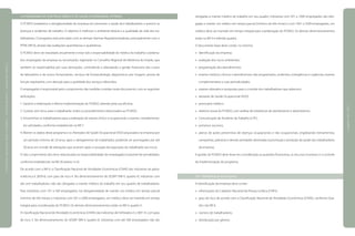 3.4 PROGRAMA DE CONTROLE MÉDICO DE SAÚDE OCUPACIONAL (PCMSO)
O PCMSO estabelece a obrigatoriedade da empresa em promover a saúde dos trabalhadores e previnir as
doenças e acidentes de trabalho. O objetivo é melhorar o ambiente laboral e a qualidade de vida dos tra-
balhadores. O programa está articulado com as demais Normas Regulamentadoras, principalmente com o
PPRA (NR 9), através das avaliações quantitativas e qualitativas.
O PCMSO deve ser reavaliado anualmente e estar sob a responsabilidade do médico do trabalho coordena-
dor, empregado da empresa ou terceirizado, registrado no Conselho Regional de Medicina do Estado, que
também se responsabiliza por suas derivações, controlando e planejando a gestão financeira dos custos
de laboratório e de outros fornecedores, serviços de fonoaudiologia, diagnósticos por imagem, provas de
função respiratória, com atenção para a qualidade dos serviços oferecidos.
O empregador é responsável pelo cumprimento das medidas contidas neste documento, com as seguintes
atribuições:
1. Garantir a elaboração e efetiva implementação do PCMSO, zelando pela sua eficácia.
2. Custear, sem ônus para o trabalhador, todos os procedimentos relacionados ao PCMSO.
3. Encaminhar os trabalhadores para a realização do exame clínico e ocupacional, e exames complementa-
res solicitados, conforme estabelecido na NR 7.
4. Manter os dados deste programa e os Atestados de Saúde Ocupacional (ASO) arquivados na empresa por
um período mínimo de 20 anos, após o desligamento do trabalhador, podendo ser prorrogados por até
30 anos em virtude de alterações que ocorrem após a cessação da exposição do trabalhador aos riscos.
O não cumprimento dos itens relacionados às responsabilidades do empregador é passível de penalidades,
conforme estabelecido na NR 28 (anexo I e II).
De acordo com a NR 4, a Classificação Nacional de Atividades Econômicas (CNAE) das indústrias de galva-
notécnica é 2839-8, com grau de risco 4. No dimensionamento do SESMT (NR 4, quadro II), indústrias com
até cem trabalhadores não são obrigadas a manter médico do trabalho em seu quadro de trabalhadores.
Para indústrias com 101 a 500 empregados, há obrigatoriedade de manter um médico em tempo parcial
(mínimo de três horas); e indústrias com 501 a 2000 empregados, um médico deve ser mantido em tempo
integral para coordenação do PCMSO. Os demais dimensionamentos estão na NR 4, quadro II.
A Classificação Nacional de Atividades Econômicas (CNAE) das indústrias de Folheados é o 3691-9, com grau
de risco 3. No dimensionamento do SESMT (NR 4, quadro II), indústrias com até 500 empregados não são
obrigadas a manter médico do trabalho em seu quadro. Indústrias com 501 a 1000 empregados são obri-
gadas a manter um médico em tempo parcial (mínimo de três horas) e com 1001 a 3500 empregados, um
médico deve ser mantido em tempo integral para coordenação do PCMSO. Os demais dimensionamentos
estão na NR 4 e referido quadro.
O documento base deve conter, no mínimo:
identificação da empresa;
avaliação dos riscos ambientais;
programação dos atendimentos;
exames médicos clínicos e atendimentos não programados, acidentes, emergências e urgências, exames
complementares e suas periodicidades;
exames alterados e propostas para o controle dos trabalhadores que adoecem;
atestado de Saúde Ocupacional (ASO);
prontuário médico;
relatório anual do PCMSO, com análise de estatísticas de atendimento e absenteísmo;
Comunicação de Acidente do Trabalho (CAT);
primeiros socorros;
planos de ações preventivas de doenças ocupacionais e não ocupacionais, englobando treinamentos,
campanhas, palestras e demais atividades destinadas à promoção e proteção da saúde dos trabalhadores
da empresa.
A gestão do PCMSO deve levar em consideração as questões financeiras, os recursos humanos e o controle
da implementação do programa.
3.4.1 Identificação da Empresa
A identificação da empresa deve conter:
informações do Cadastro Nacional da Pessoa Jurídica (CNPJ);
grau de risco de acordo com a Classificação Nacional de Atividades Econômicas (CNAE), conforme Qua-
dro I da NR 4;
número de trabalhadores;
distribuição por gênero;
|manualdesegurançaesaúdenotrabalho|indústriagalvânica|programaseações|
|páginas162e163|
 