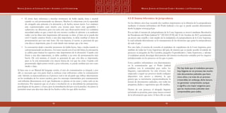 7372
Manual Judicial de Lenguaje Claro y Accesible a los Ciudadanos Manual Judicial de Lenguaje Claro y Accesible a los Ciudadanos
•	 El ritmo hace referencia a mezclar momentos de habla rápida, lenta y neutral
cuando se está pronunciando un discurso. Muchos lo relacionan con la capacidad
de otorgarle una armonía a la alocución y, de hecho, tienen razón. Los oradores
más experimentados usan mucho esta técnica para hacer más agradables y
seductores sus discursos, pero esa sería solo una observación trivial. La verdadera
necesidad radica en que a través de este recurso vocálico le advierte a su auditorio
cuáles son las ideas más importantes del mensaje su clase. ¿Cómo así se puede dar
esto? Cuando estamos frente a una idea importante, se debe cambiar el ritmo de
pronunciación por uno más lento. De esta manera, el oyente se percatará de que
esta idea es importante, pues le estás dando más tiempo que a las otras.
•	 La entonación alude a mezclar momentos de habla fuerte, baja y media cuando se
está pronunciando un discurso. Así como sucede con el uso del ritmo, la entonación
se utiliza para marcar los aspectos más importantes de la alocución. Cuando esté
frente a una idea importante, se debe cambiar a un tono de pronunciación más
fuerte. De esta manera, el oyente se percatará de que esta idea es importante,
pues se la está remarcando con mayor fuerza de voz que las otras. Cuando esté
pronunciado algún punto trivial o poco relevante, se puede cambiar por uno tono
medio o bajo.
Si bien este es un Manual del lenguaje escrito, el acto de comunicación es integral, y por
ello es necesario que esta parte final se incluyan estas reflexiones sobre la comunicación
oral. Además su transcendencia en el proceso oral es de tal grado que influye directamente
en los resultados de los textos escritos, pues los mensajes transmitidos por comunicación
oral influirán directamente en lo que finalmente se plasme en las actas y sobre todo en las
resoluciones. Por supuesto que en el acta o resolución no se describirán las percepciones
psicológicas de las partes y el juez, pero la inmediación del juez con la prueba y las partes le
permitirá tener una idea más clara de los hechos sobre los que debe resolver.   
4.3. El Sistema Informático de Jurisprudencia
En los últimos años han ocurrido dos cambios importantes en la difusión de la jurisprudencia
mediante el sistema informático del Poder Judicial, a los que se puede acceder directamente
desde la página www.pj.gob.pe
Por un lado el sistema de jurisprudencia de la Corte Suprema se renovó mediante Resolución
de Presidencia del Poder Judicial N.° 329-2013-P-PJ, del 31 de Octubre de 2013, permitiendo
un acceso más sencillo y más amplio de la ciudadanía a la jurisprudencia de la Corte Suprema,
lo cual redunda directamente en la transparencia de las decisiones que guían la jurisprudencia
de todo el país.
Por otro lado, el sistema de consulta al ciudadano de expedientes de la Corte Suprema, pero
también de todas las Corte Superiores del país, de manera que se puede acceder al trámite de
procesos en Juzgados de Paz Letrados, Juzgados Especializados y Salas Superiores, y además
el ciudadano puede descargar directamente del sistema resoluciones emitidas por los órganos
jurisdiccionales en los procesos en los que es parte.
Estos cambios informáticos son determinantes
en la comunicación que el Poder Judicial
establece con la comunidad pues todos los
litigantes, especialmente los más jóvenes, han
empezado a seguir sus procesos desde cualquier
dispositivo con acceso a internet, lo que
genera que se incremente exponencialmente la
lectura de documentos judiciales, con todas las
preguntas, dudas y sugerencias que ello implica.
No hay duda que el ciudadano peruano
hoy, litigante en un proceso, lee mucho
más documentos judiciales que hace
cinco años y se trata de un proceso
irreversible; sin embargo, dicha lectura
no garantizar comprensión, aunque
sí significa una mayor exigencia para
que las resoluciones judiciales sean
comprensibles para todos.
Dentro de este proceso, el abogado litigante
reformula su posición, pues tiene menos control
de la información que antes. Si bien ello en nada
 