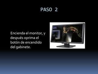 PASO 3     Asegure la tarjeta con un tornillo.