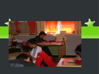 CONSOLI ESTÁ ENSIMISMADA EN EL TRABAJO, NO SE HA DADO CUENTA, PALABRITA DEL NIÑO JESÚS 