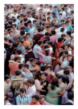 230
Marseille Provence à ciel ouvert
Territoire associé
Verquières
Salle polyvalente
7 au 9 juin
FESTIVAL HORIZONS DÉCALÉS
Promouvoir les artistes-créateurs « autre-
ment valides» et les œuvres ayant un regard
sur le handicap. Un week-end culturel diver-
sifié, des spectacles vivants, des concerts, des
expositions et du cinéma.
Porteur Handivers Horizons
Maillane
Musée Mistral
Fin juin & mi-août
MISTRAL, LES REGIONS,
LA LATINITÉ, LA LIBERTÉ
DES PEUPLES
En nocturne cinq soirées (concerts, danse
et conférences/lectures) annoncent les fes-
tivités du 8 septembre 2013, date à laquelle
sera célébré l’anniversaire de la naissance de
Mistral par le vernissage d’une exposition
particulière Mistral, les régions, la latinité,
la liberté des peuples. Mairie de Maillane
Noves, Maussane, Mollégès, Barbentane,
Eyragues, Châteaurenard, Rognonas,
Maillane, Graveson, Saint-Étienne-
du-Grès, Boulbon, Paluds-de-Noves
—
1er dimanche de juin à mi-septembre
CARRETO RAMADO
Ces fêtes culturelles et cultuelles, aux ori-
gines très anciennes, sont dédiées à saint
Éloi, saint Roch et saint Jean. Elles mettent
à l’honneur les différentes races de chevaux
de traits attelés à des charettes ramées qui
demeurent le reflet de l’agriculture du ter-
roir. Fédération Alpilles Durance des Sociétés Saint-Éloi, Saint-
Roch et Saint-Jean
Cabannes
Arènes municipales
6 juillet
LA NUIT DU BLUES DE CABANNES
La Nuit du Blues de Cabannes présente une
programmation de grande qualité, avec
quatre groupes issus des scènes régionales,
nationales et internationales, qui repré-
sentent la diversité, la richesse et la vitalité
du Blues. Porteur Association Sud-Regards
Barbentane
Théâtre de Verdure
Août
FESTIVAL DES COMÉDIENS VOLANTS
Pendant trois jours, Barbentante est investie
par les comédiens de la commedia dell’arte
avec des apéritifs-spectacles, des représenta-
tions pour les enfants et les pièces de théâtre
les trois soirs. Porteur Commune de Barbentane
 