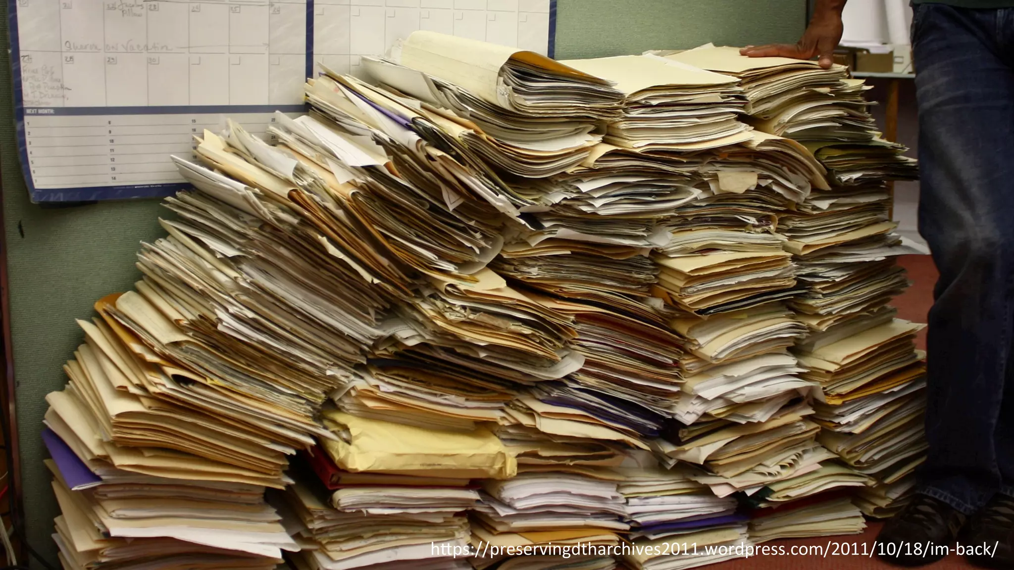 4	h%ps://preservingdtharchives2011.wordpress.com/2011/10/18/im-back/	
 